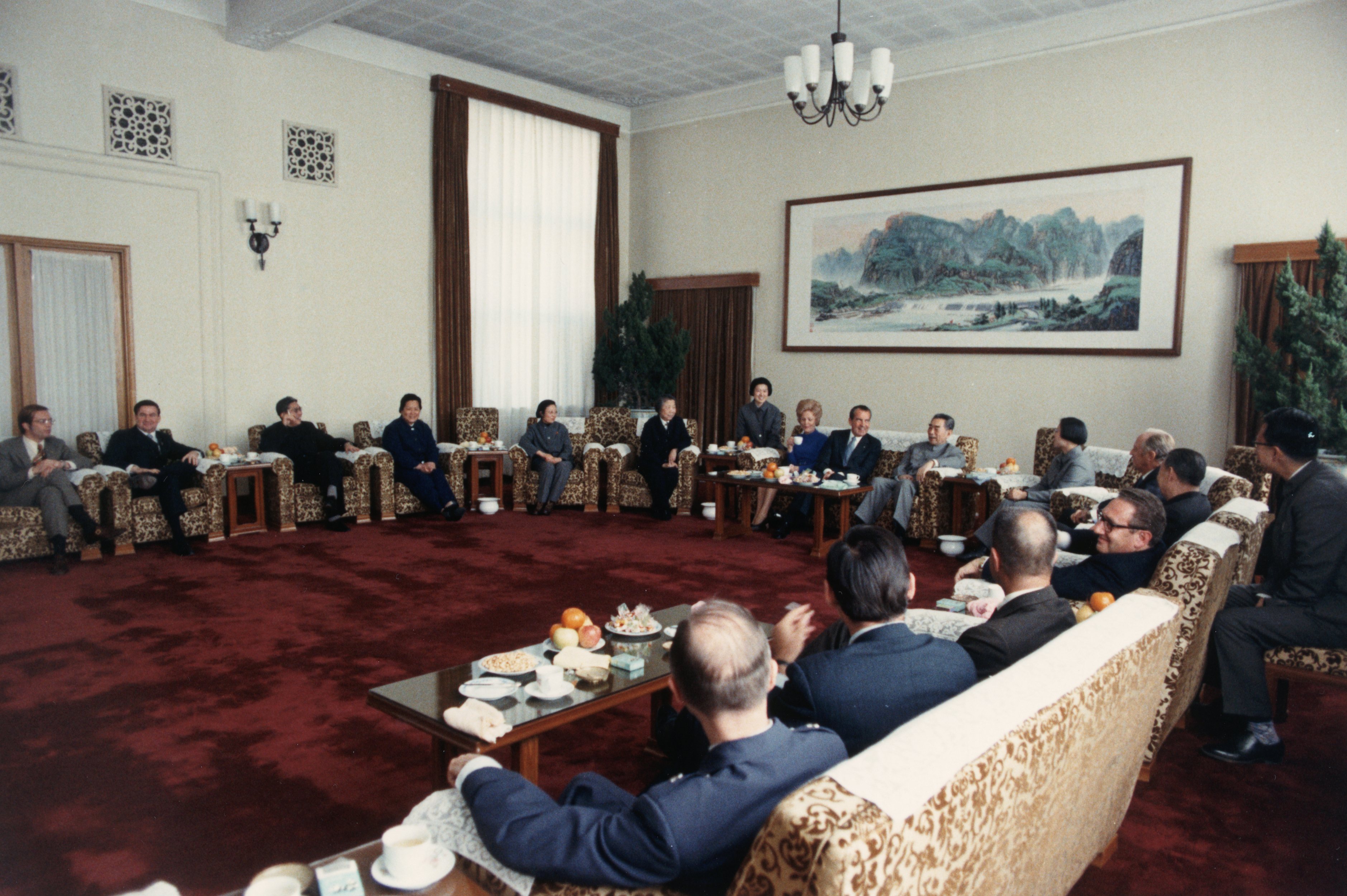 Nixon and Zhou Enlai
