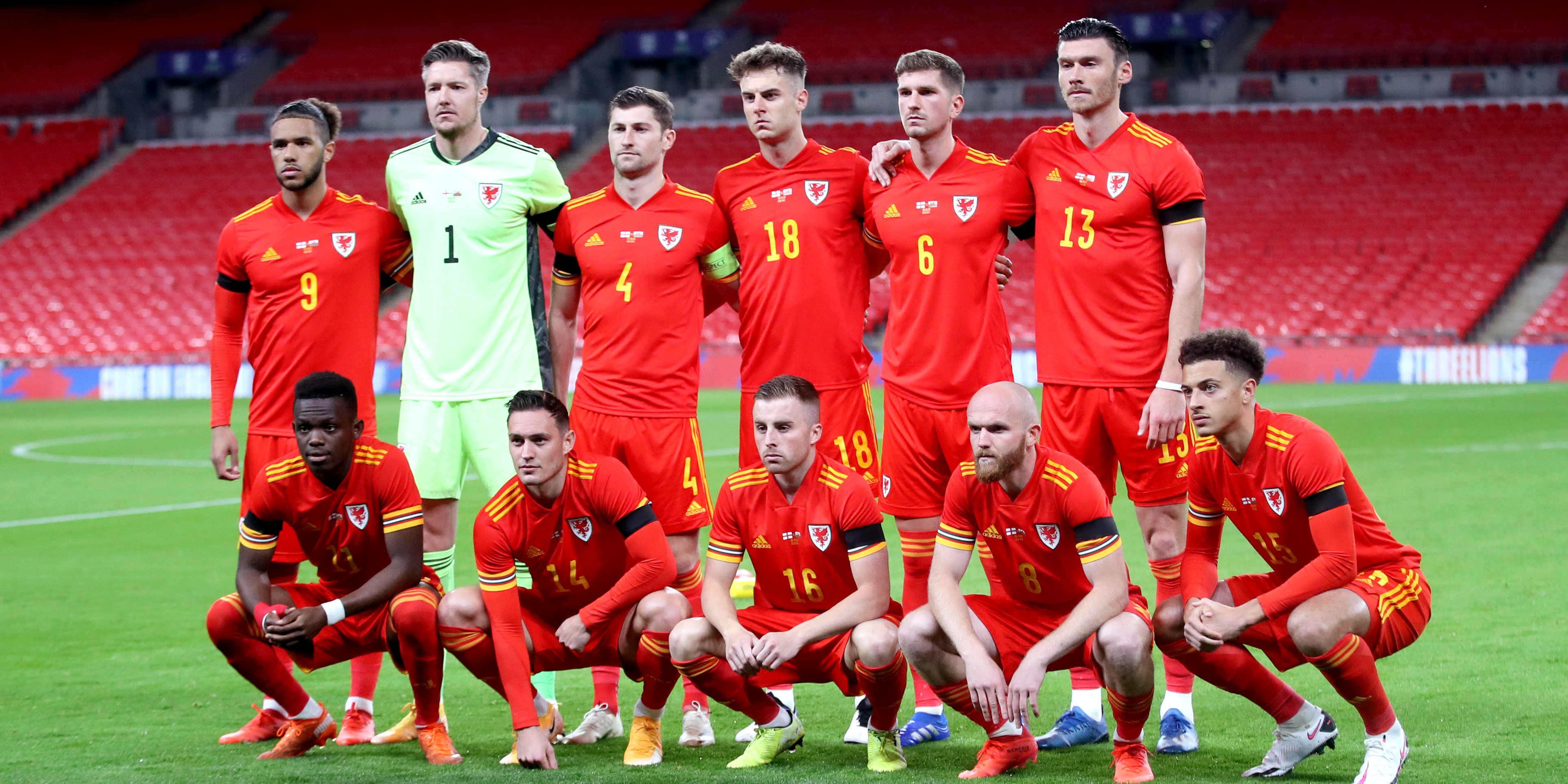 País de Gales terminou grupo E de qualificação, com Croácia, Eslováquia, Hungria e Azerbaijão, no segundo lugar com 14 pontos em oito jogos