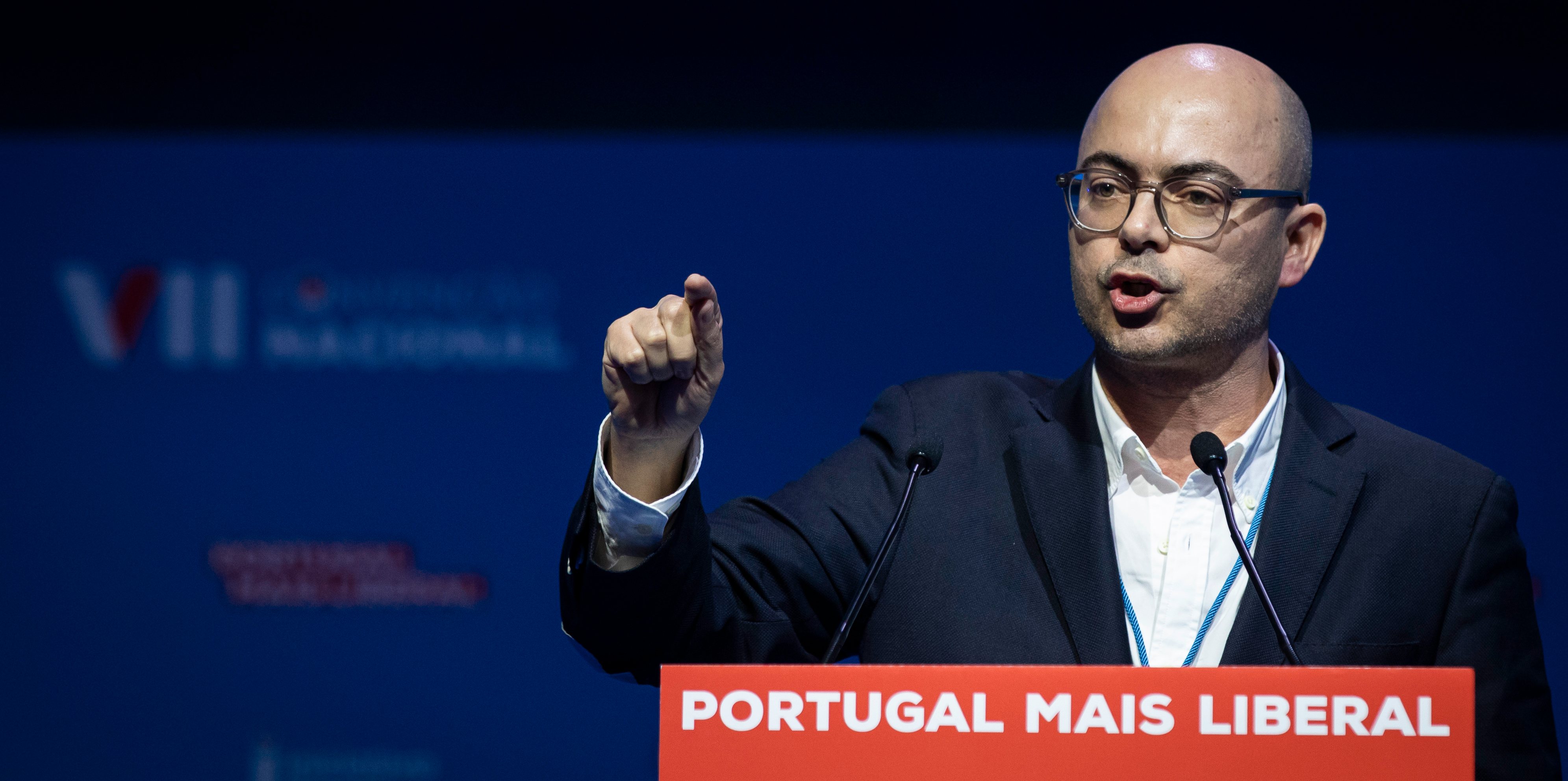 Rodrigo Saraiva é líder parlamentar da Iniciativa Liberal