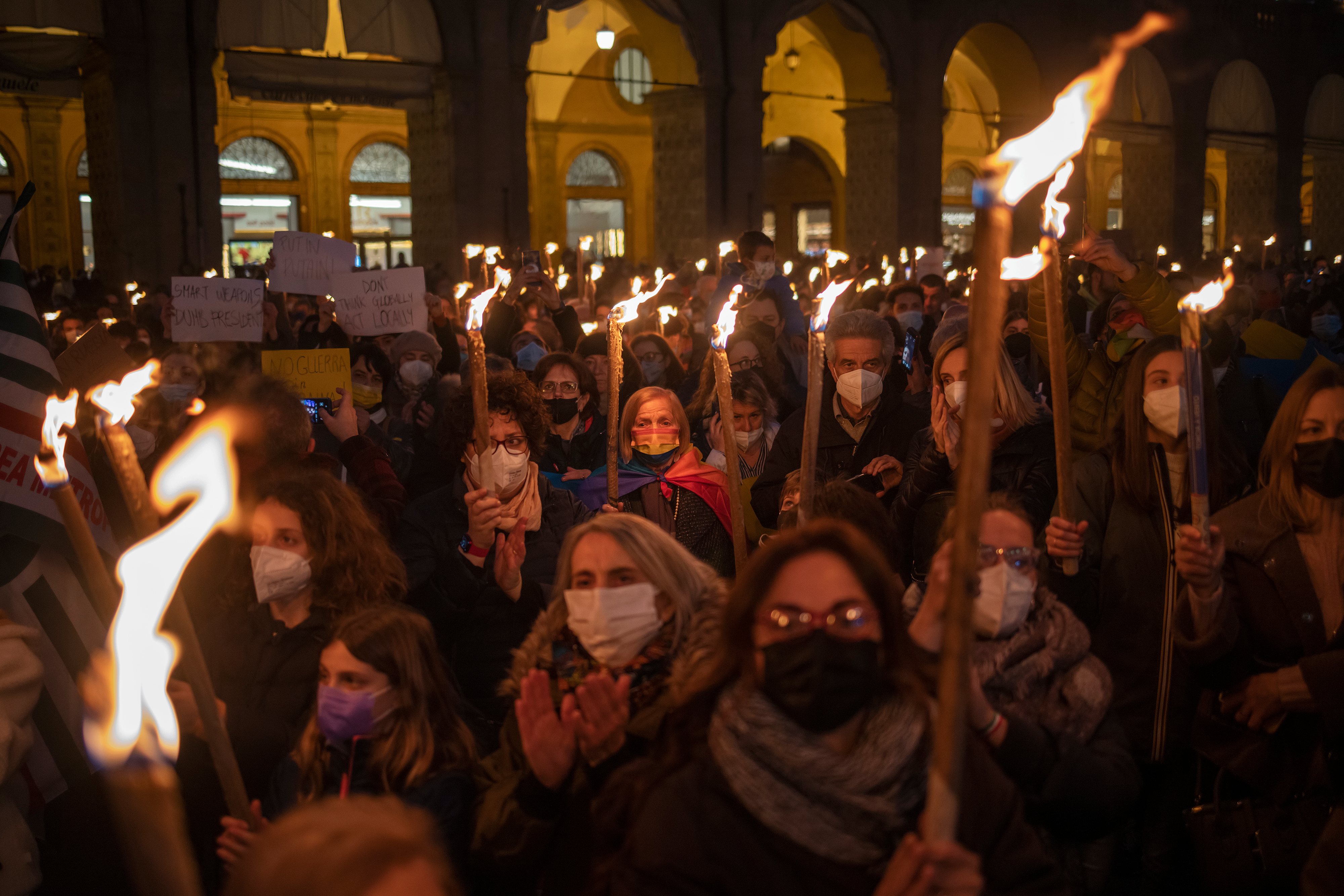 Protestos contra a invasão da Ucrânia em Bolonha, Itália