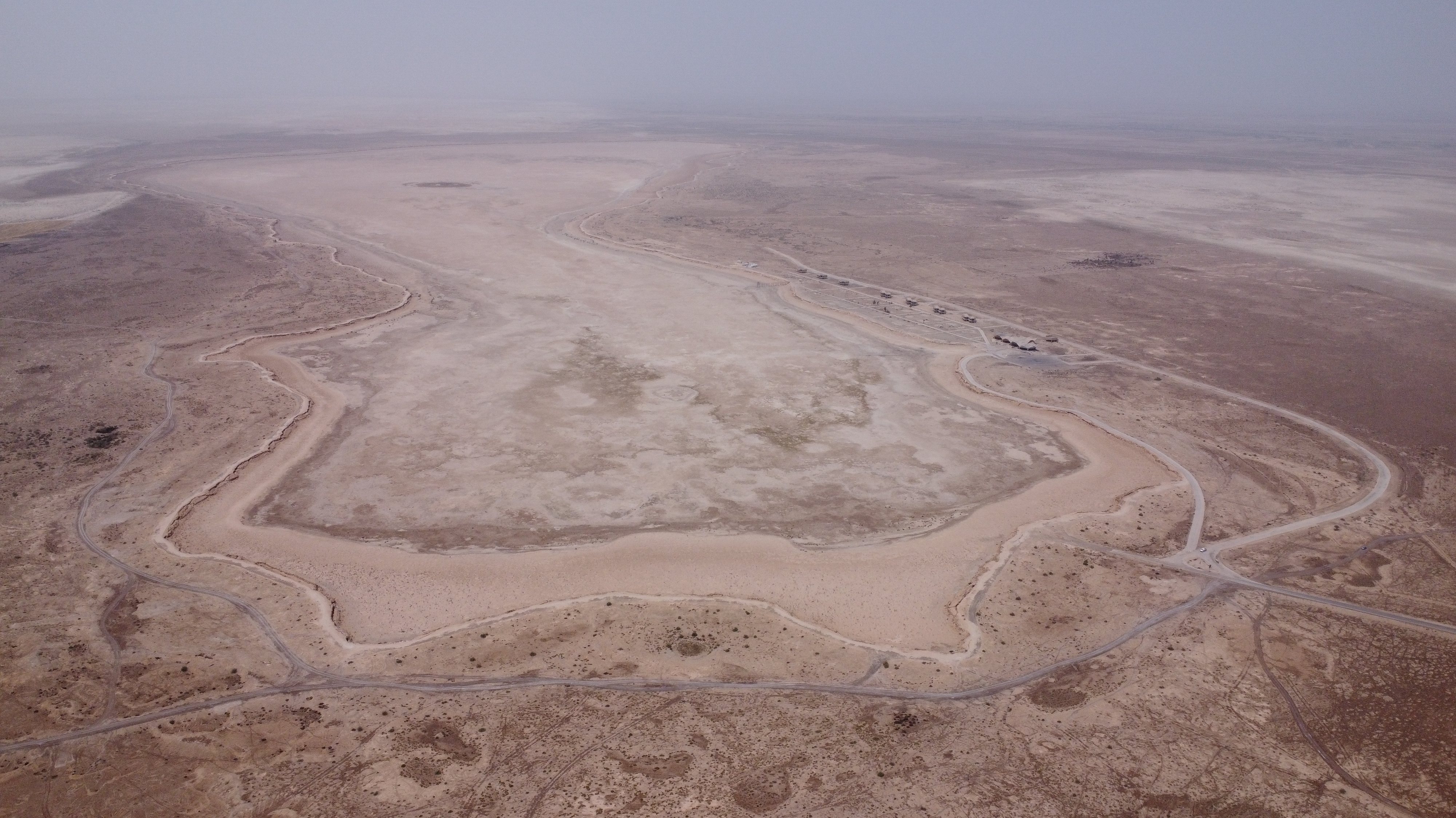 Iraq&#039;s Lake Sawa dries out due to Climate Change