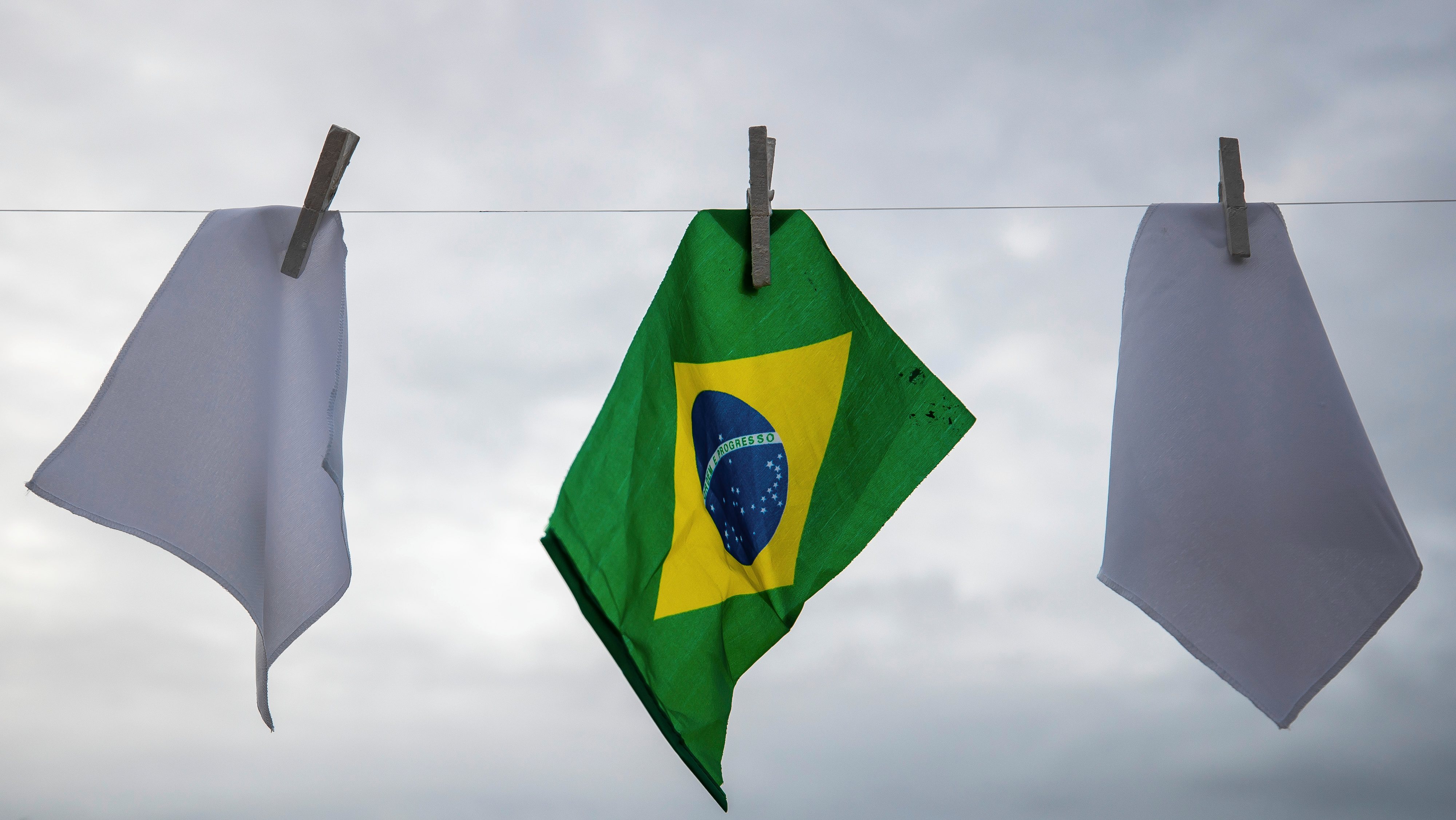Brazil Passes 600,000 COVID-19 Deaths