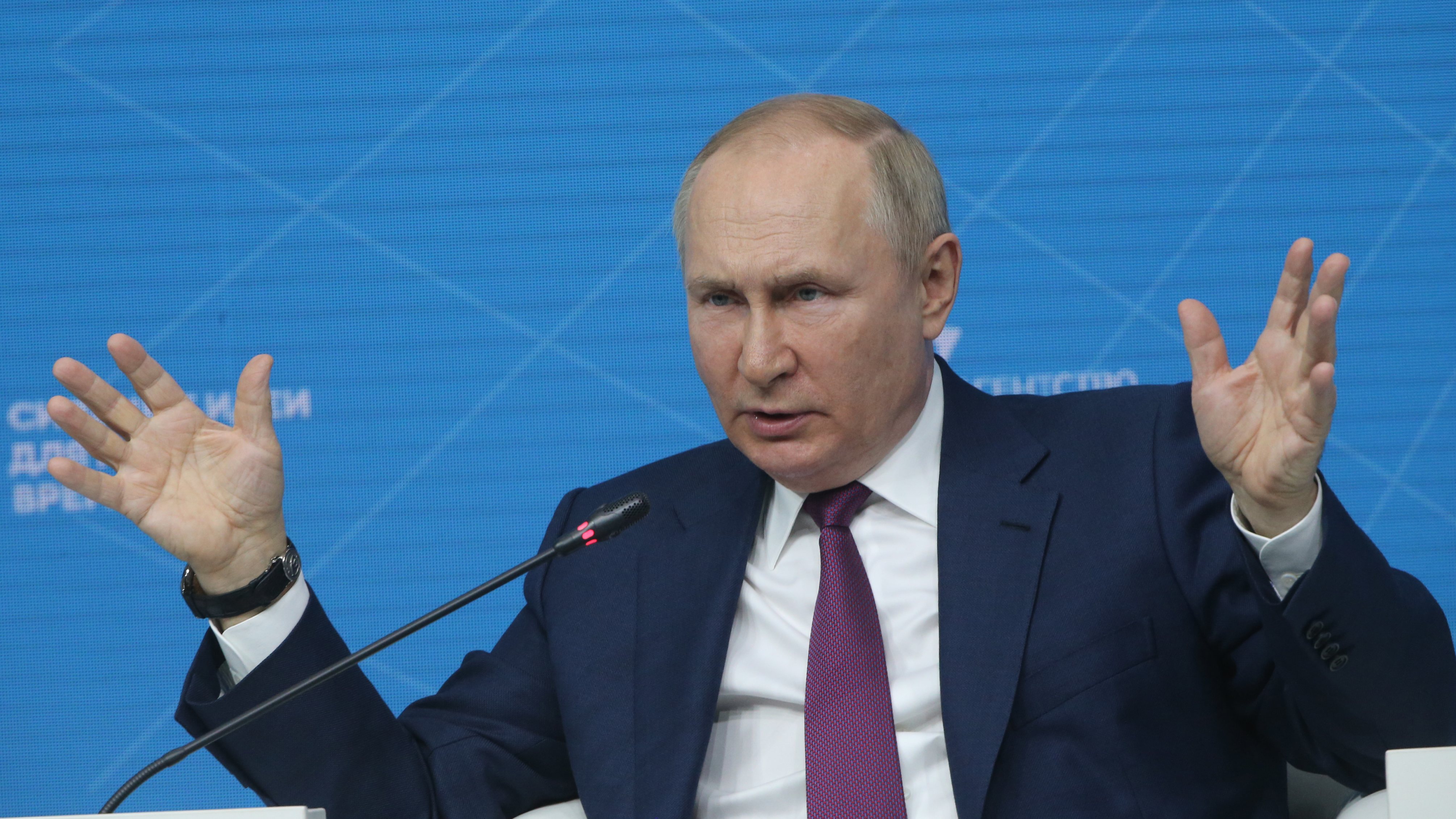 Putin Attends Economic Forum Hosted By Agency for Strategic Initiatives