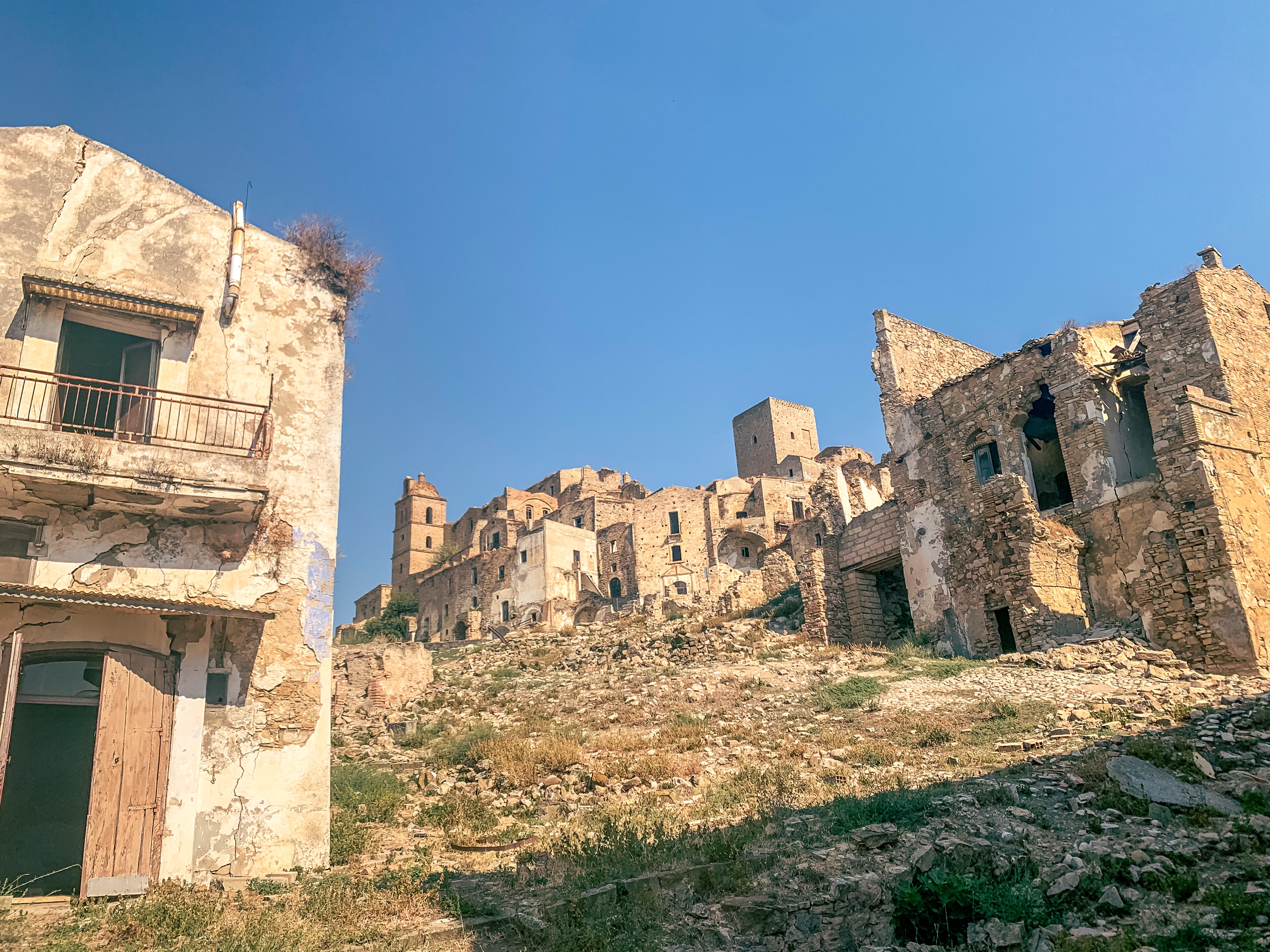 Cidades abandonadas: Craco, Itália