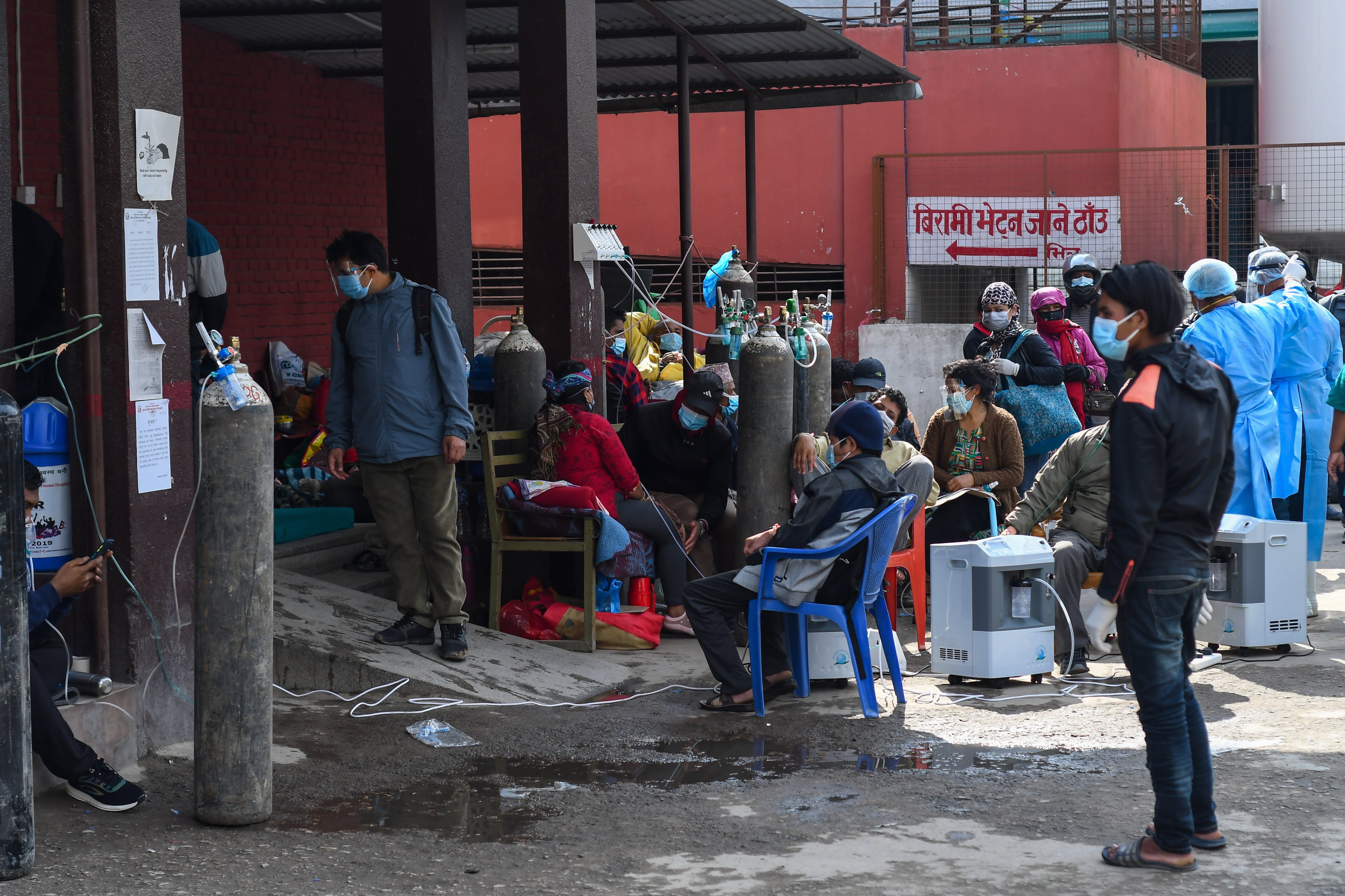 Covid-19 patients get treatment outside of hospital in Nepal