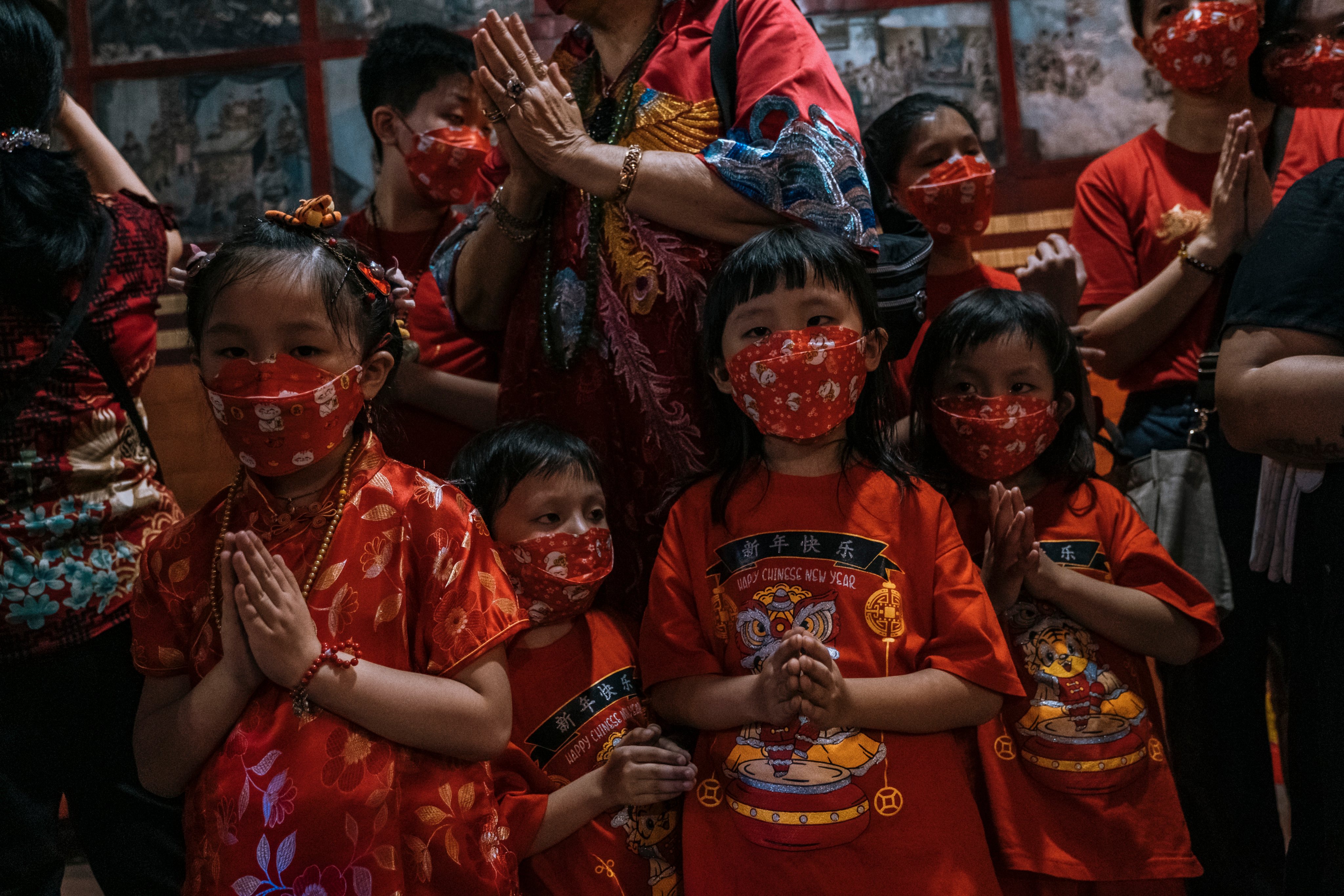 Preparativos para a celebração do Ano Novo Chinês na Indonésia