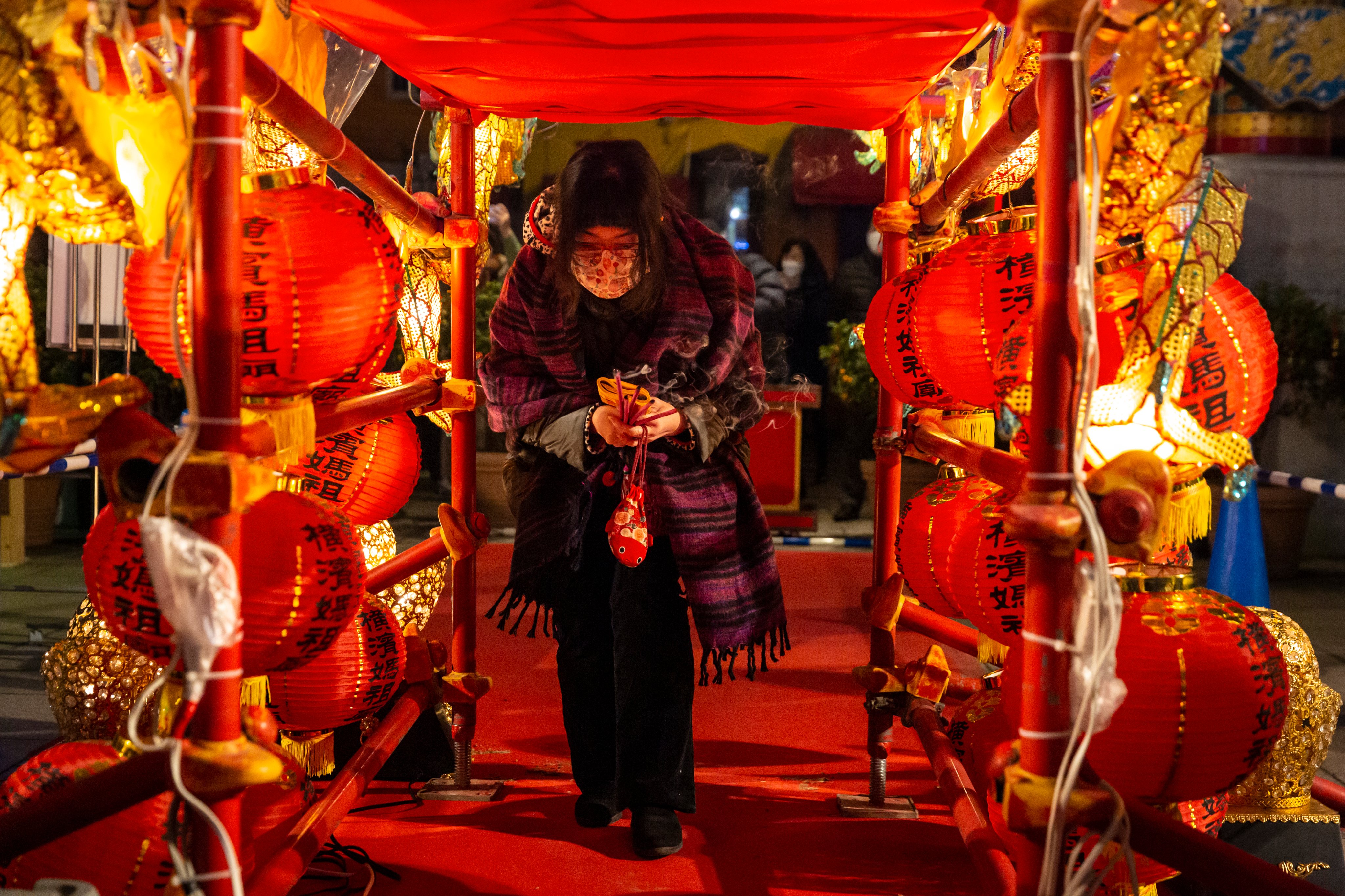 Preparativos para a celebração do Ano Novo Chinês no Japão
