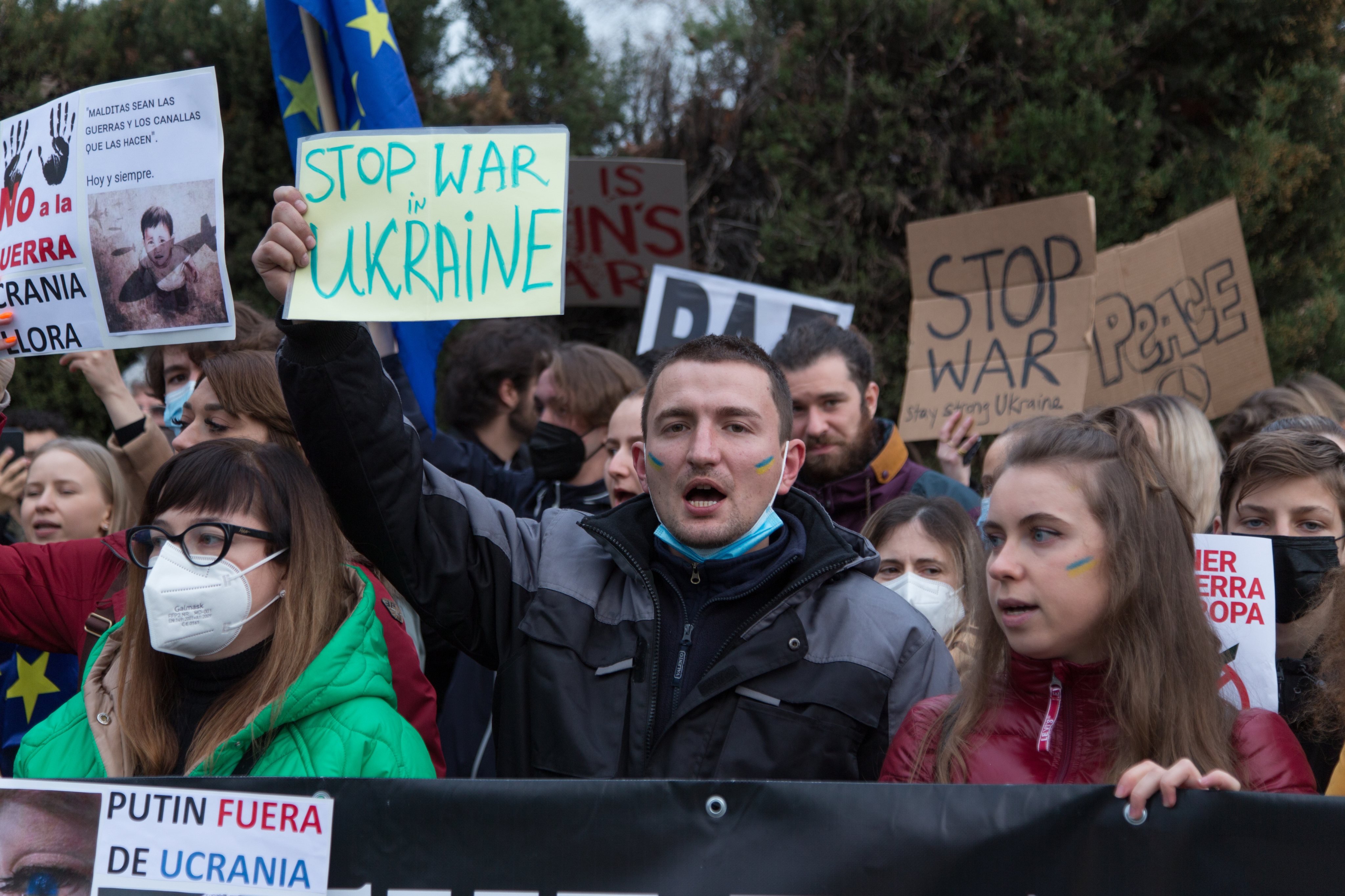 Protestos contra a invasão da Ucrânia em Madrid, Espanha
