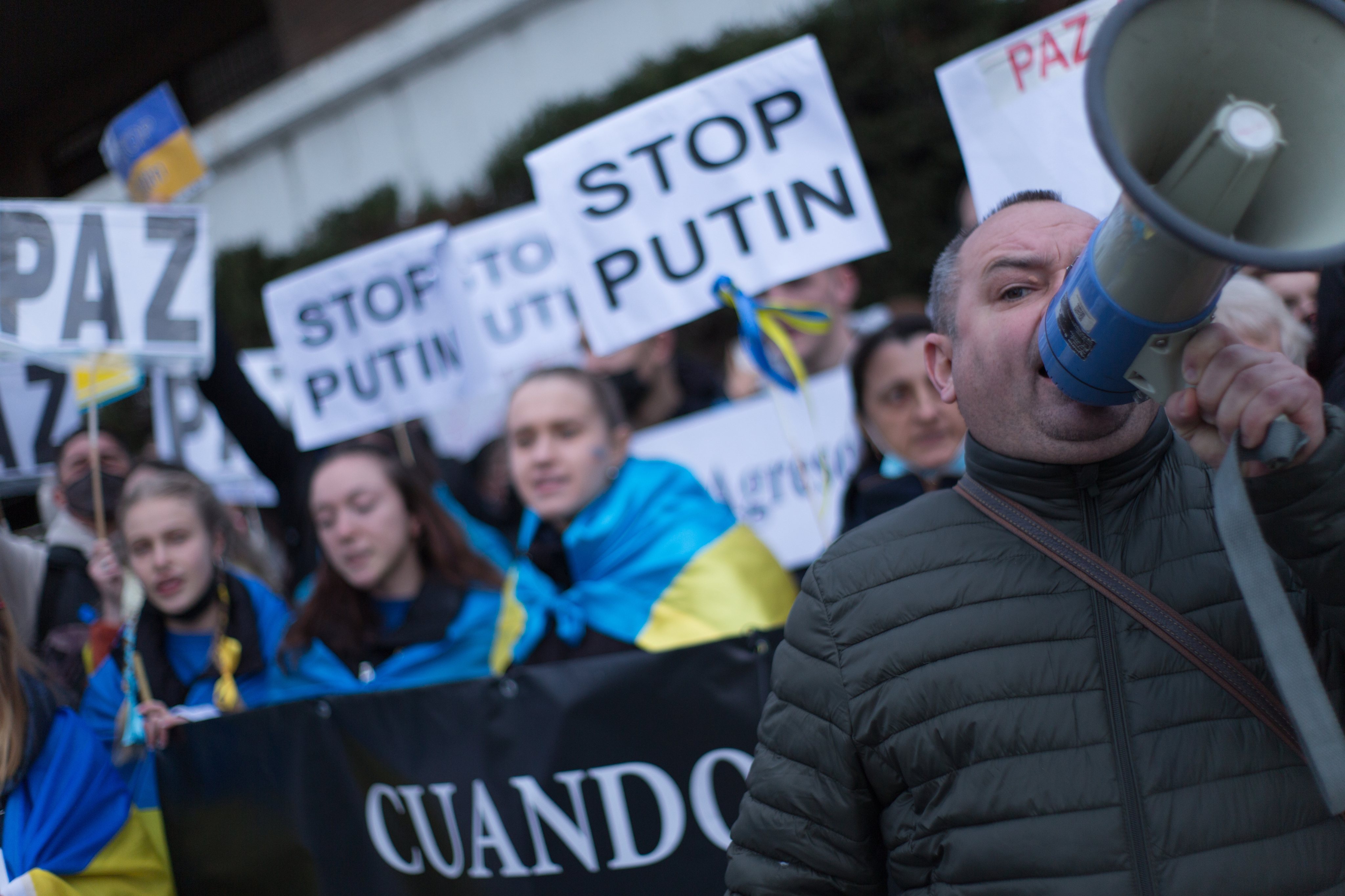 Protestos contra a invasão da Ucrânia em Madrid, Espanha