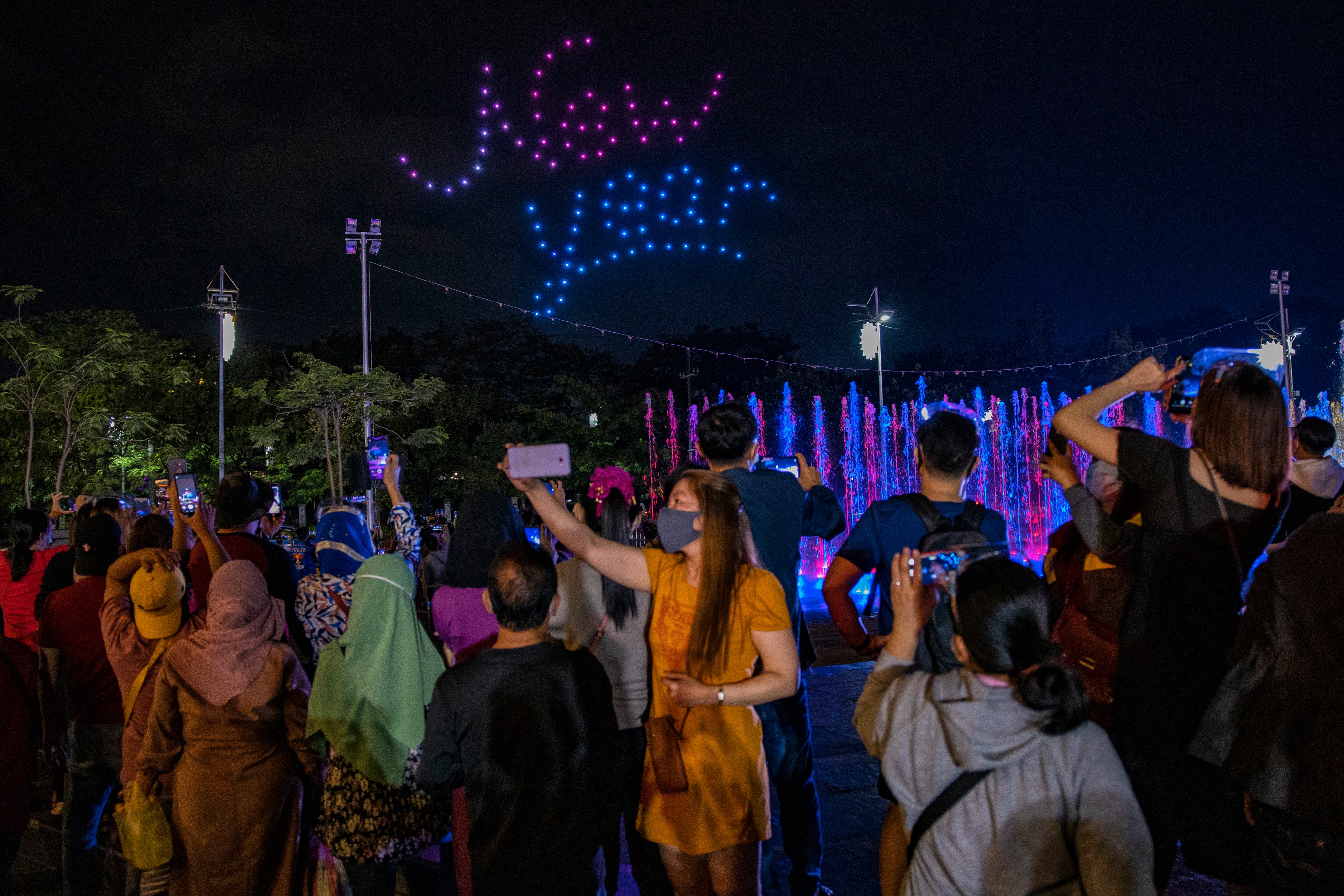 Manila Celebrates New Year Amid Covid-19 Restrictions
