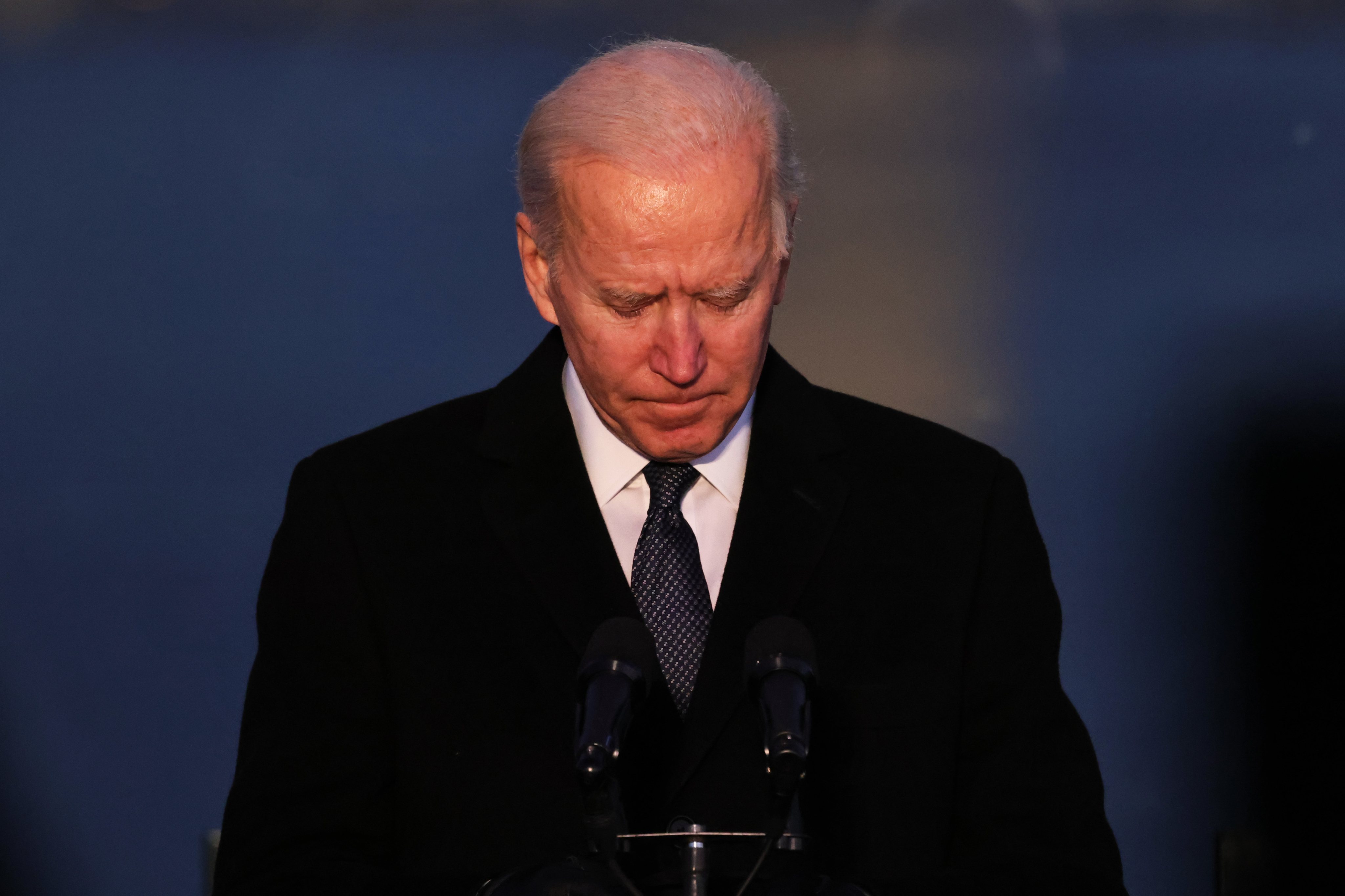 COVID-19 Memorial Service Held In Washington On The Eve Of Biden&#039;s Inauguration