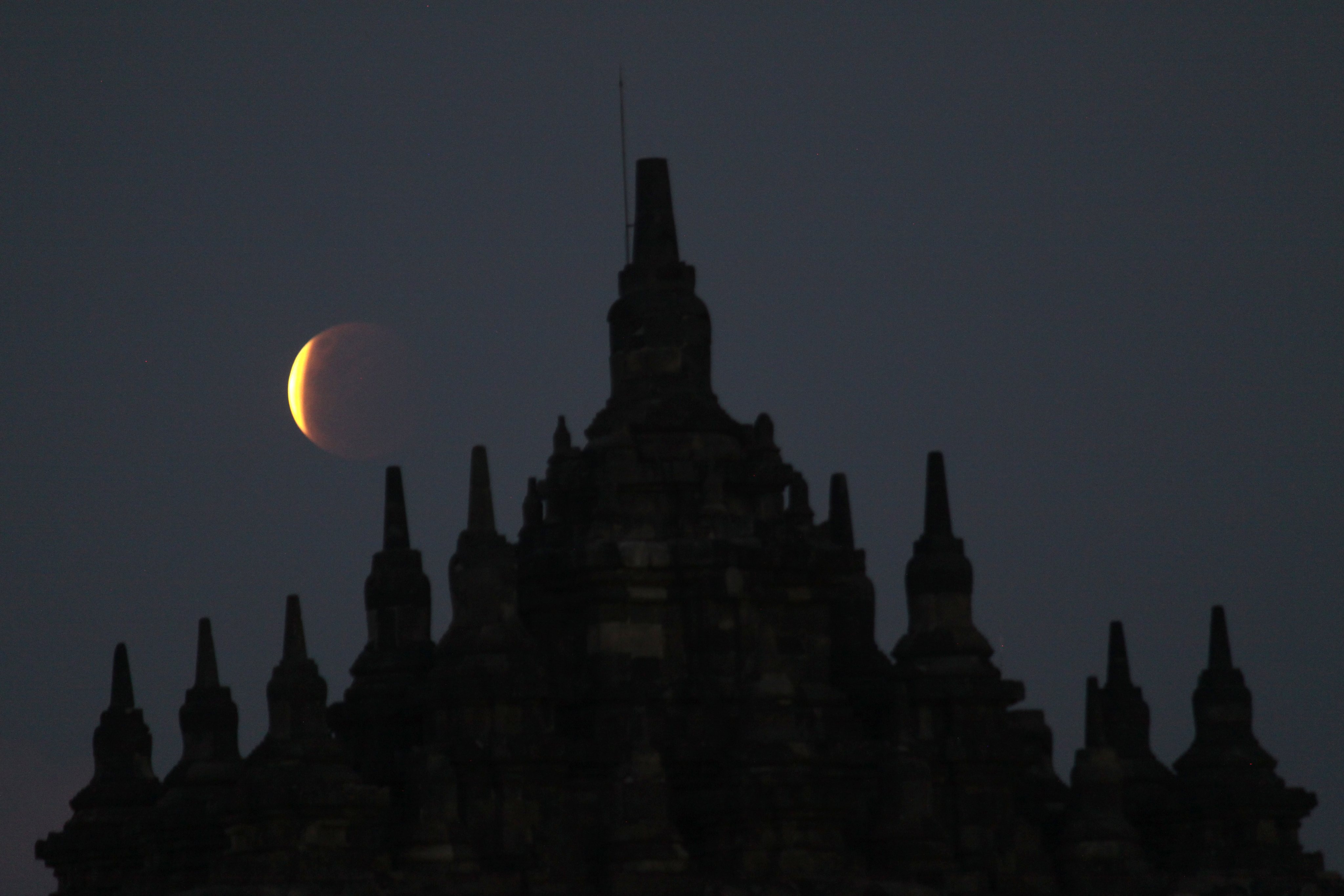 Super Blood Moon In Indonesia