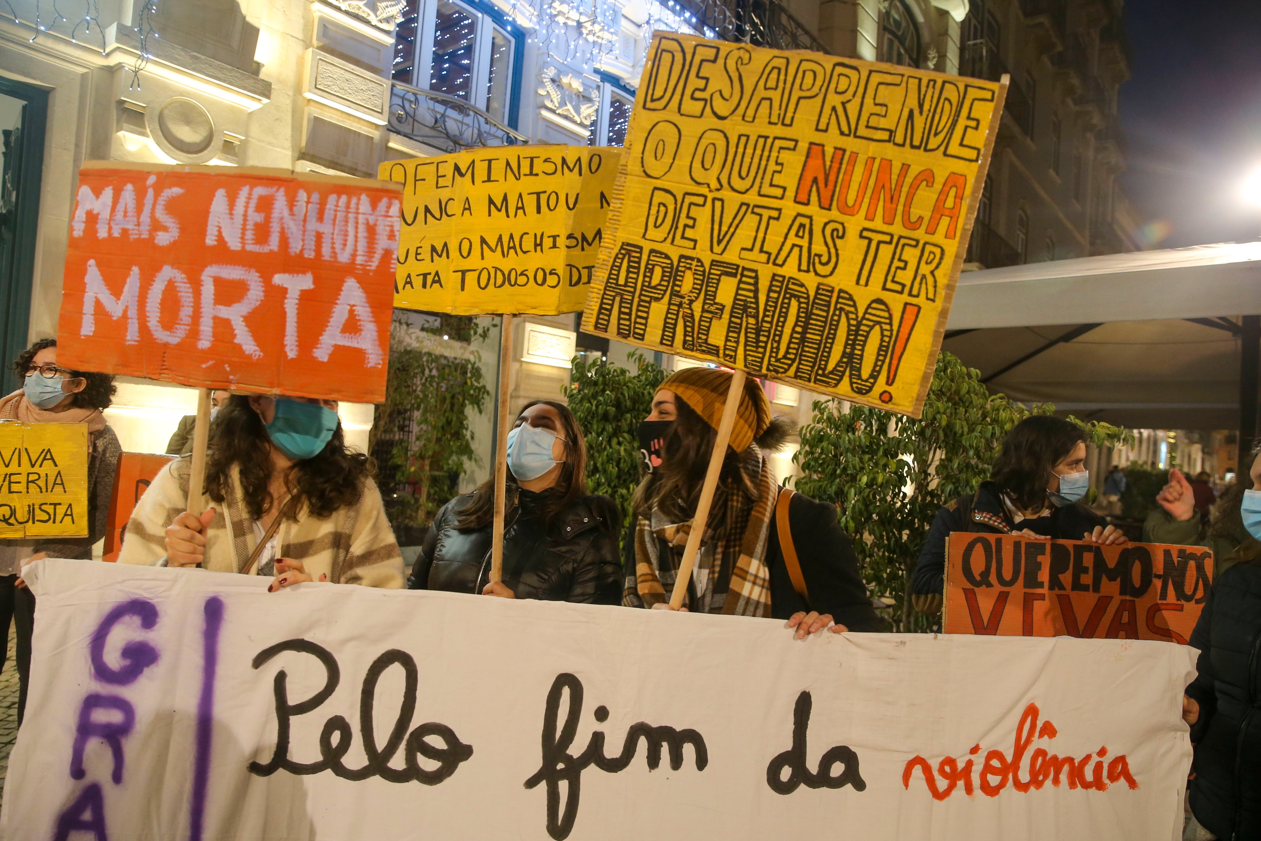 Marcha realizada esta quinta-feira em Lisboa pelo fim da violência contra as mulheres