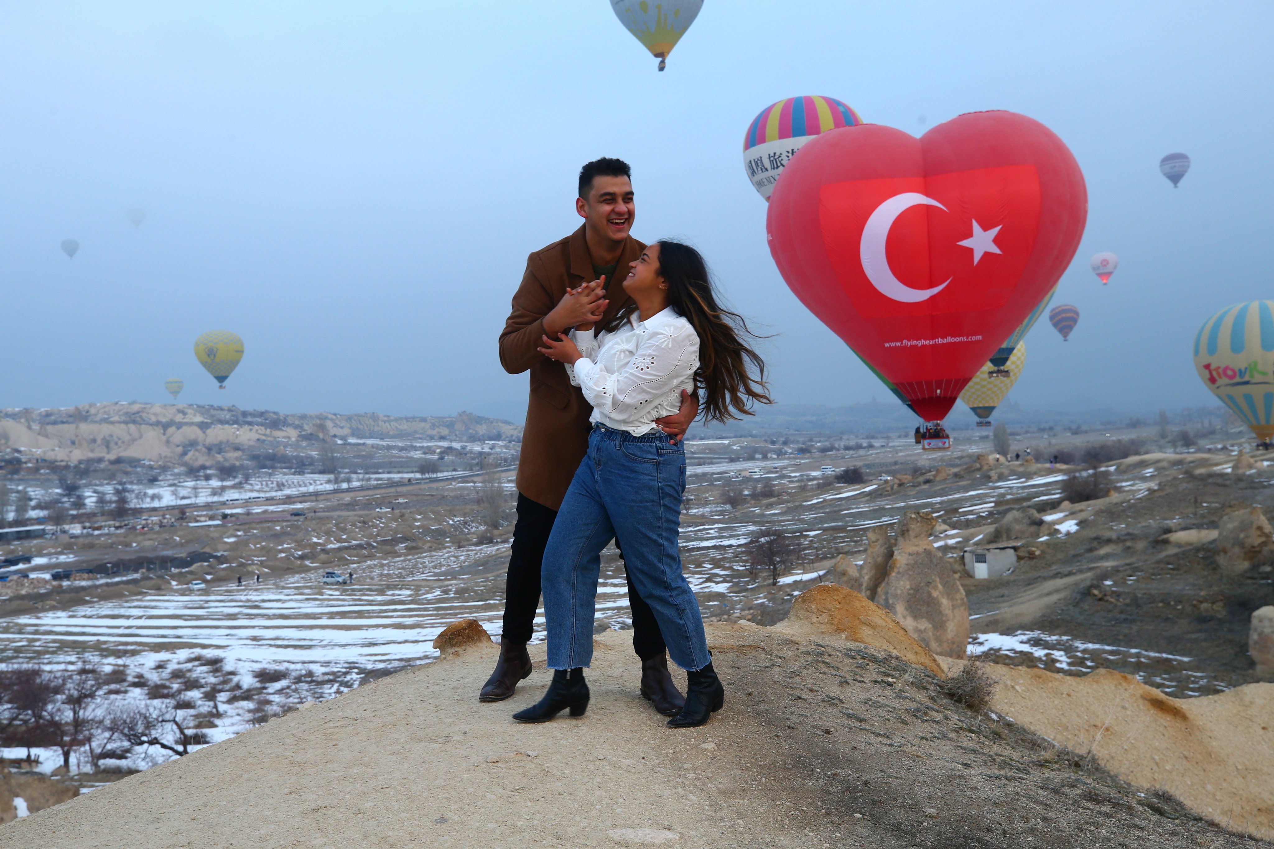 Celebração do Dia de São Valentim, também conhecido como Dia dos Namorados, na Turquia