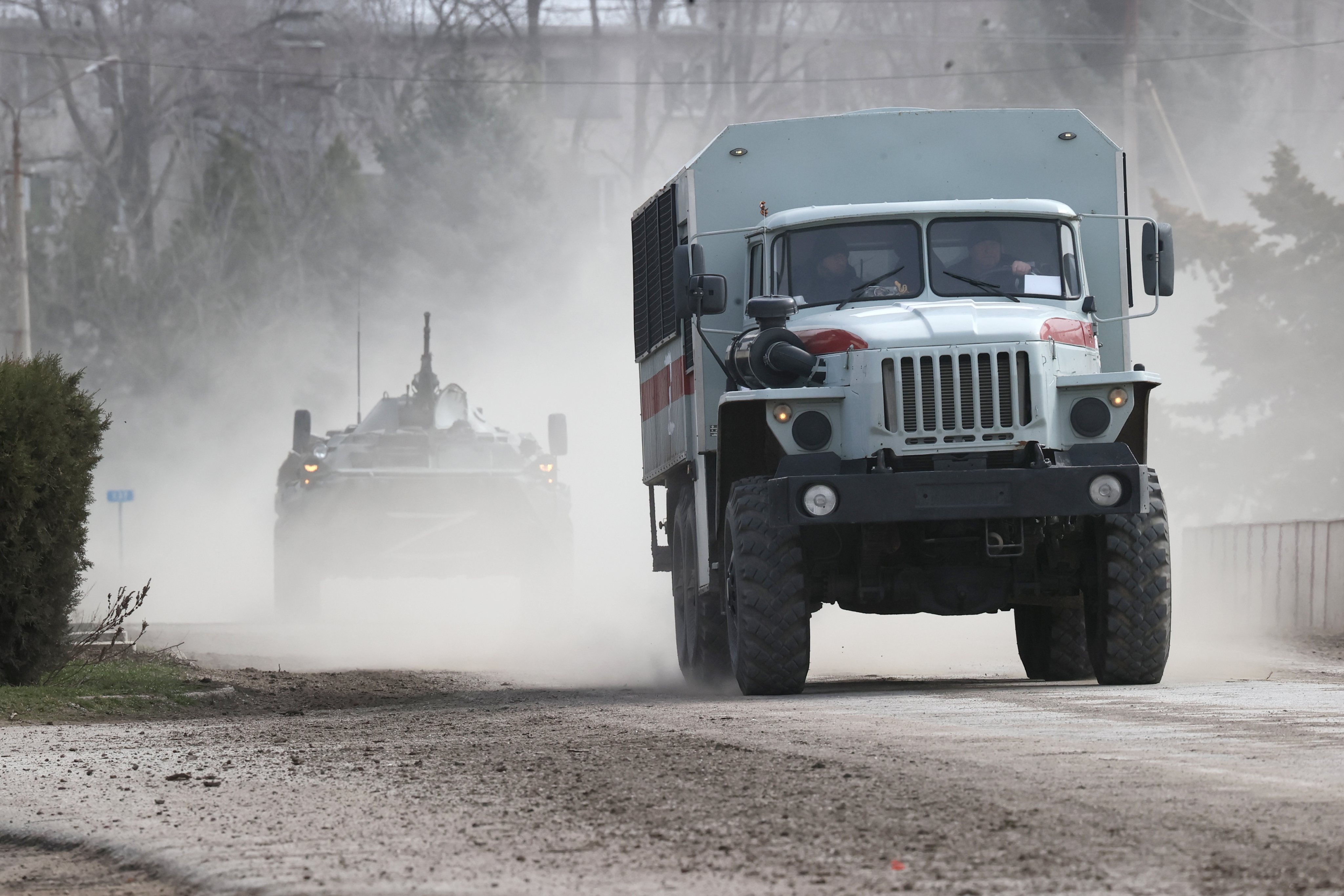 Military hardware moved across Crimea, Russia