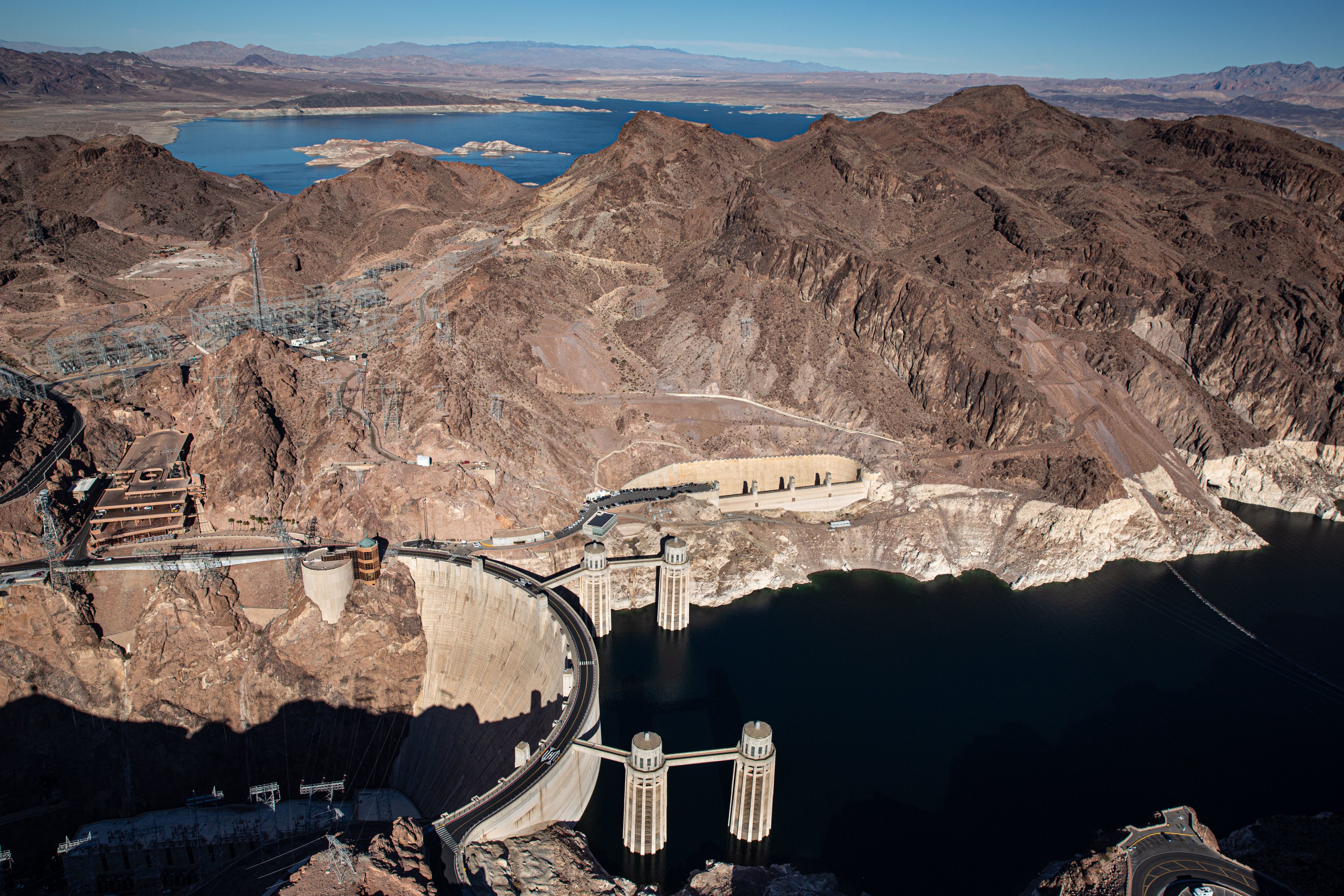 Exploring Hoover Dam &amp;amp; Lake Mead From The Air