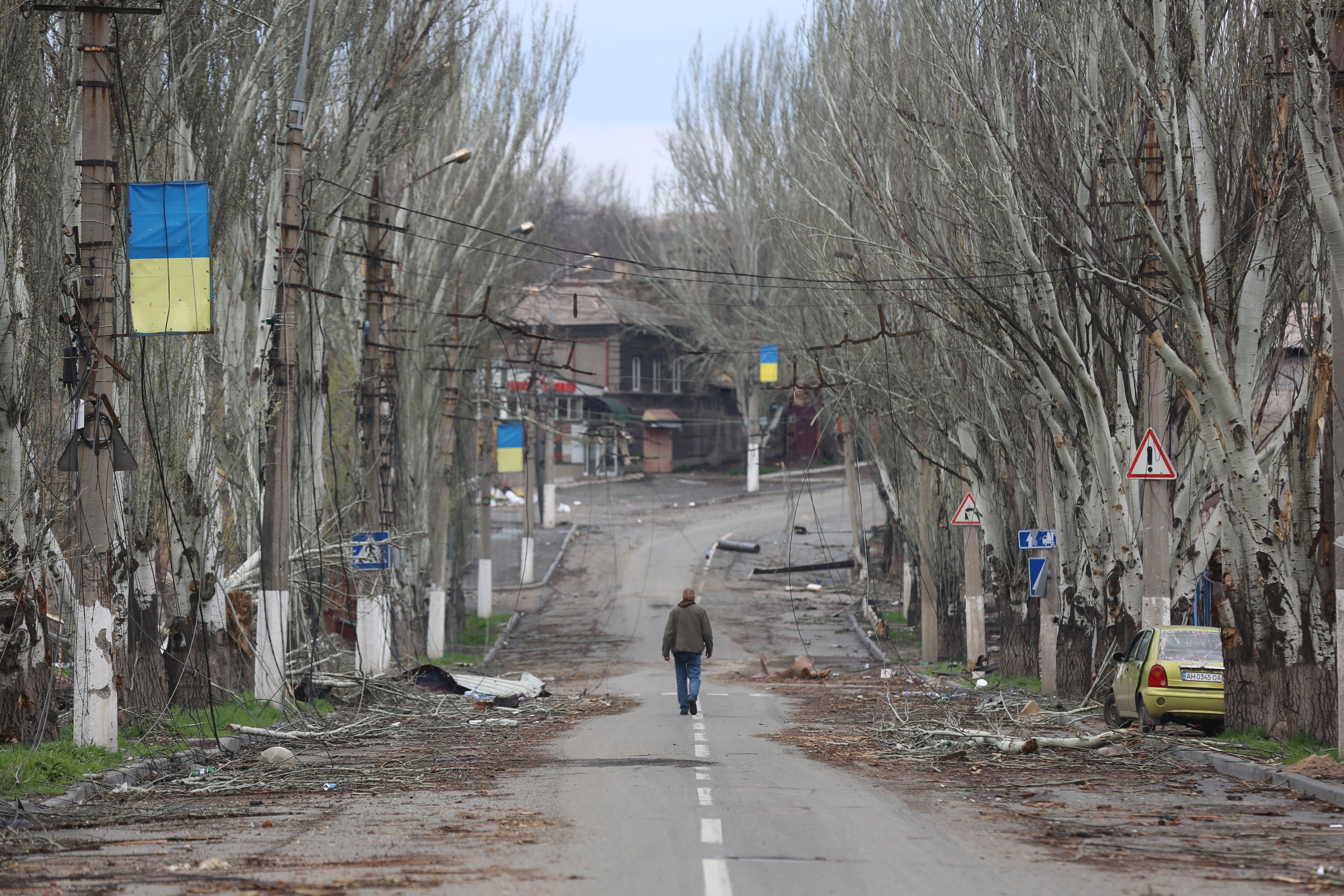 Mariupol&#039;s last stronghold Azovstal plant still resists against Russian forces