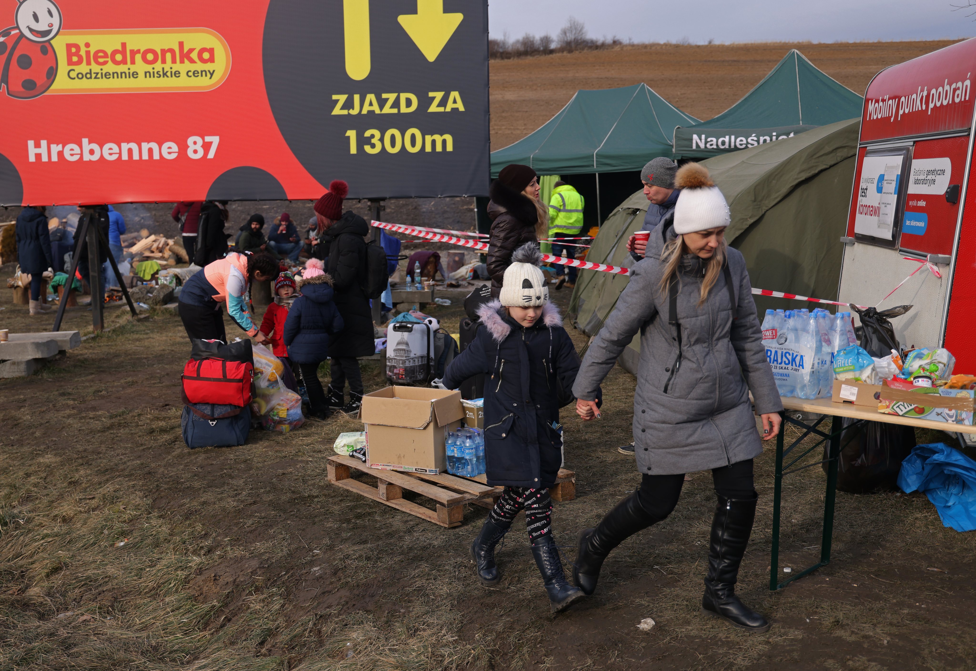 Refugiados da guerra na Ucrânia na fronteira polaca