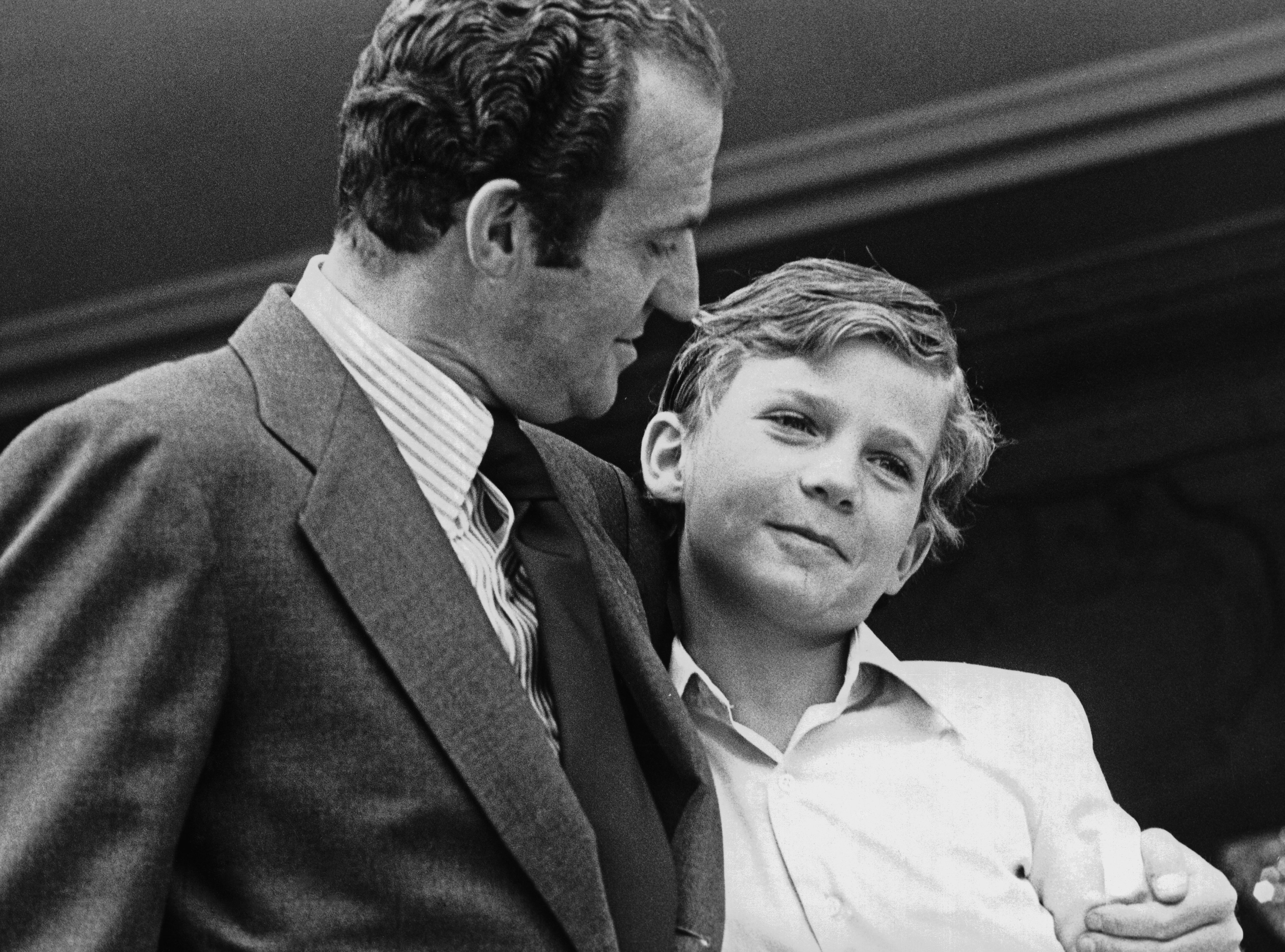 O Rei Juan Carlos de Espanha com o seu filho Filipe (1978)