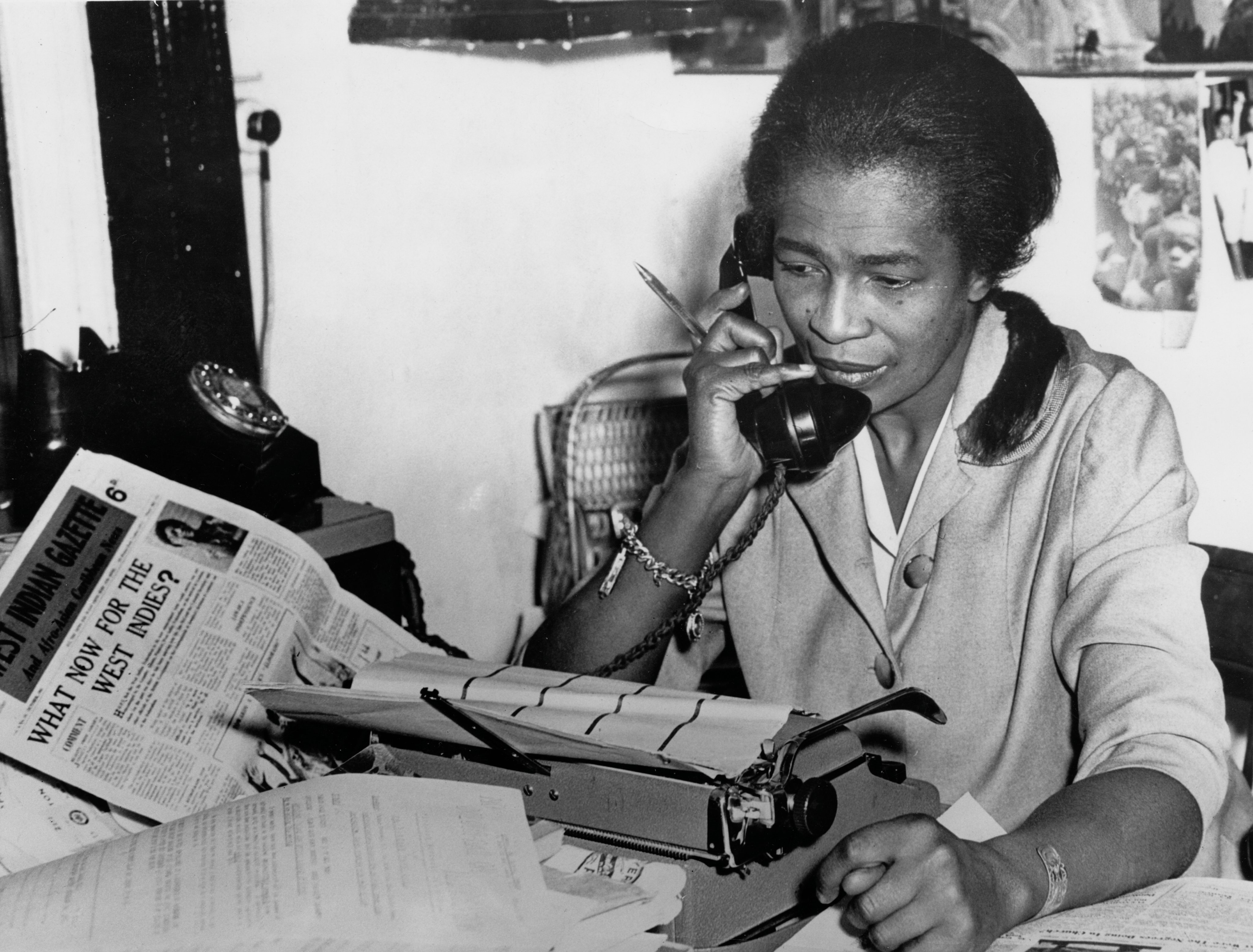 Claudia Jones, jornalista e ativista, fundadora e editora do jornal West Indian Gazette