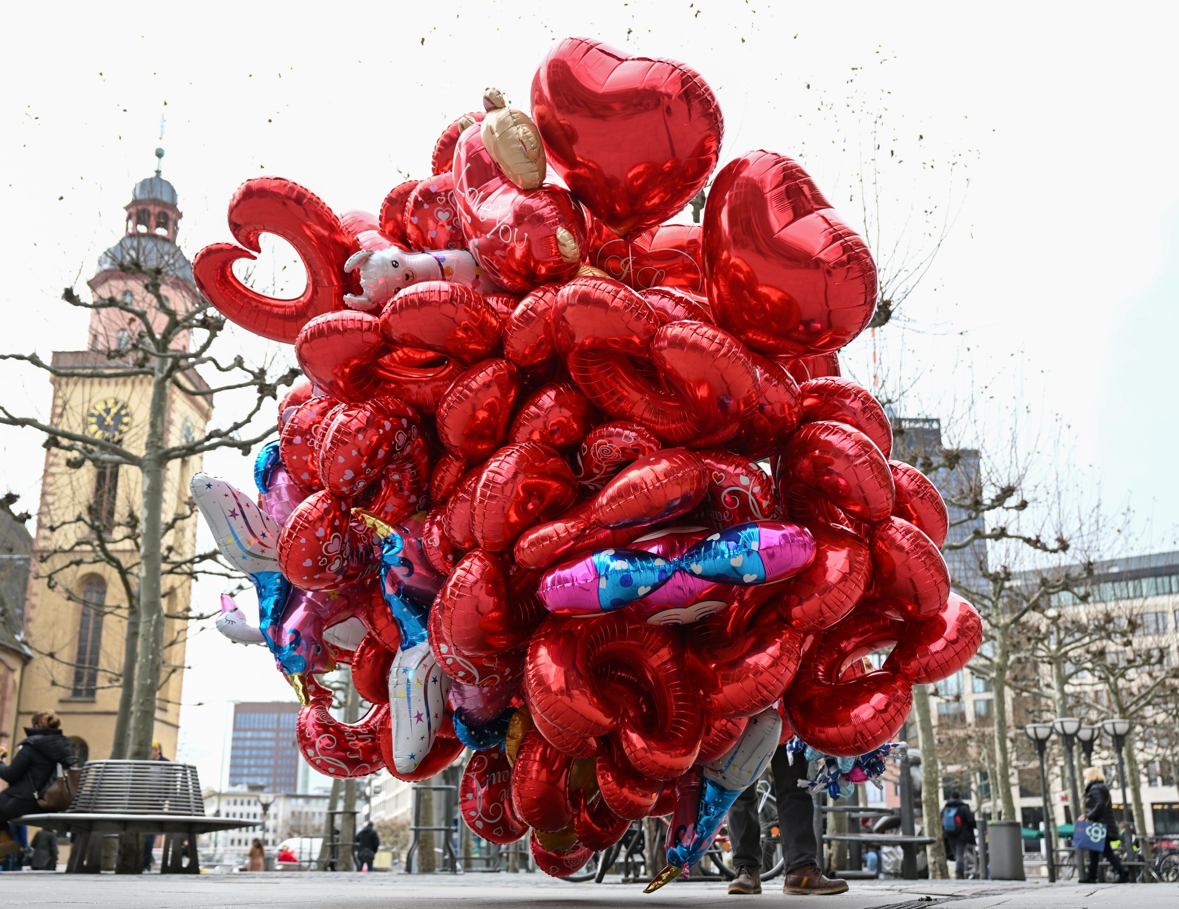 Celebração do Dia de São Valentim, também conhecido como Dia dos Namorados, em Frankfurt, na Alemanha