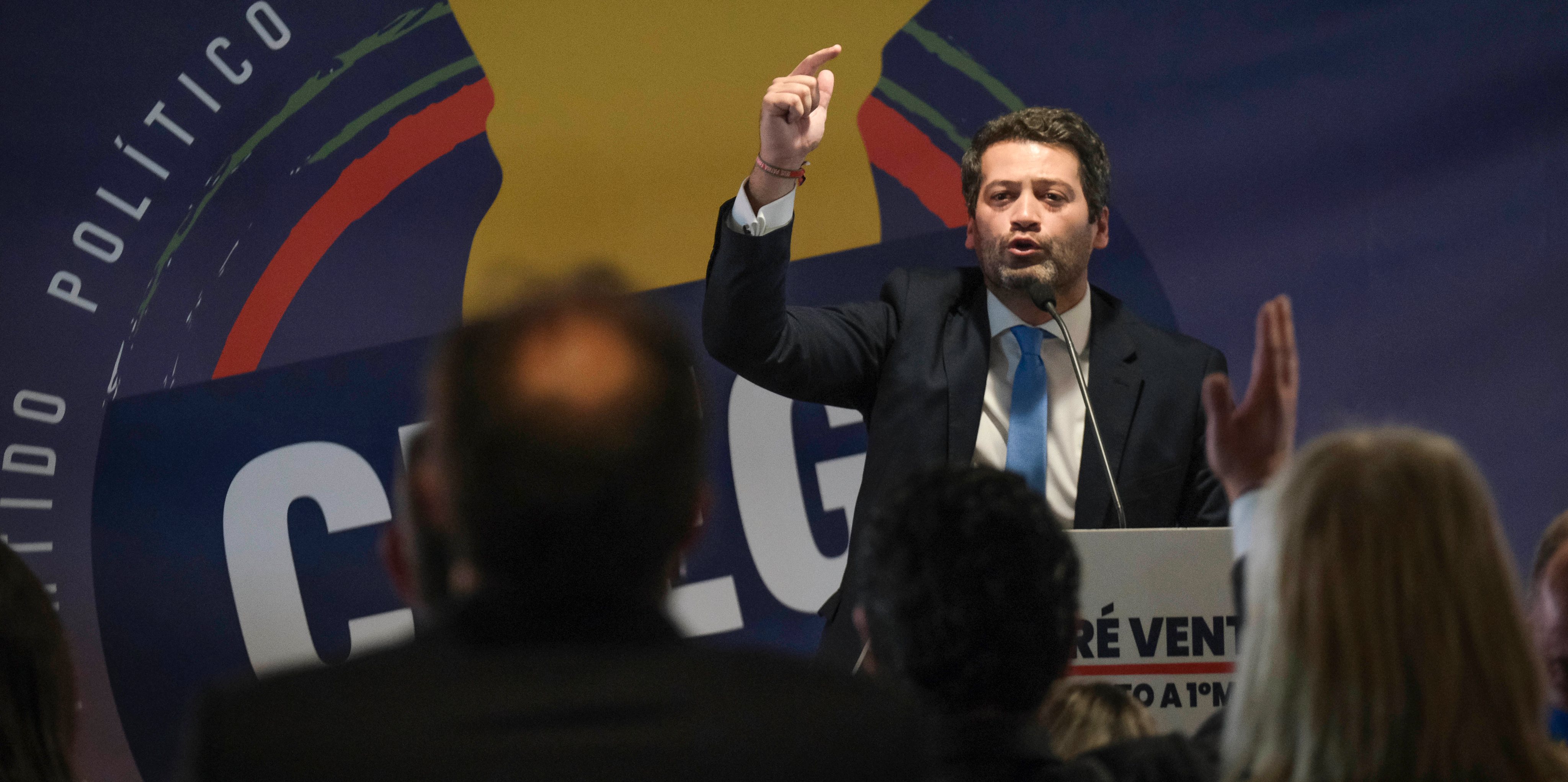 André Ventura levou proposta para adiamento de eleições em distritais e concelhias