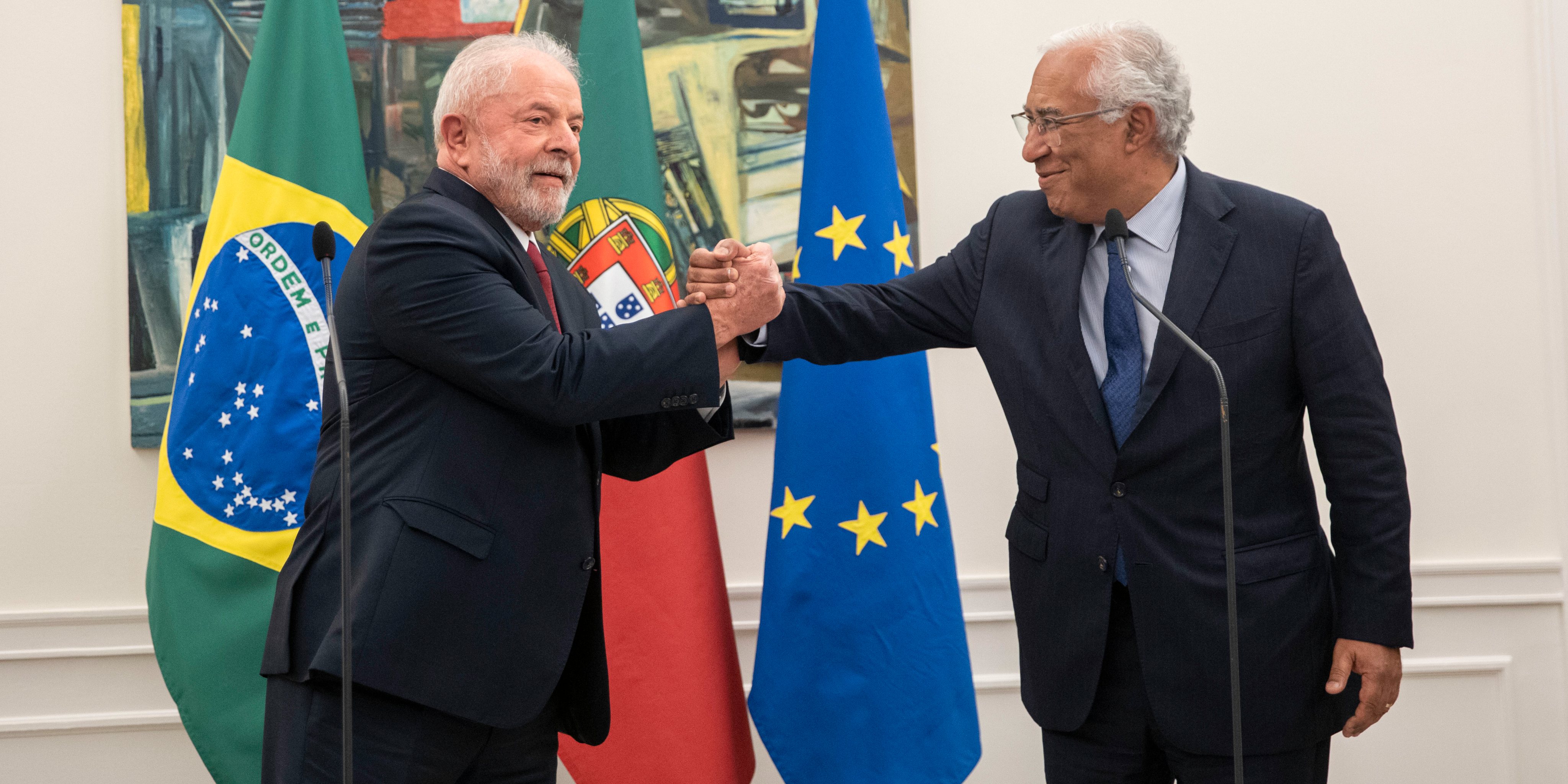 Durante o mandato de Bolsonaro, as relações com o &quot;parceiro histórico, o irmão e pátria mãe&quot; — Portugal —  ficaram por conseguinte, beliscadas, sinalizou Lula da Silva
