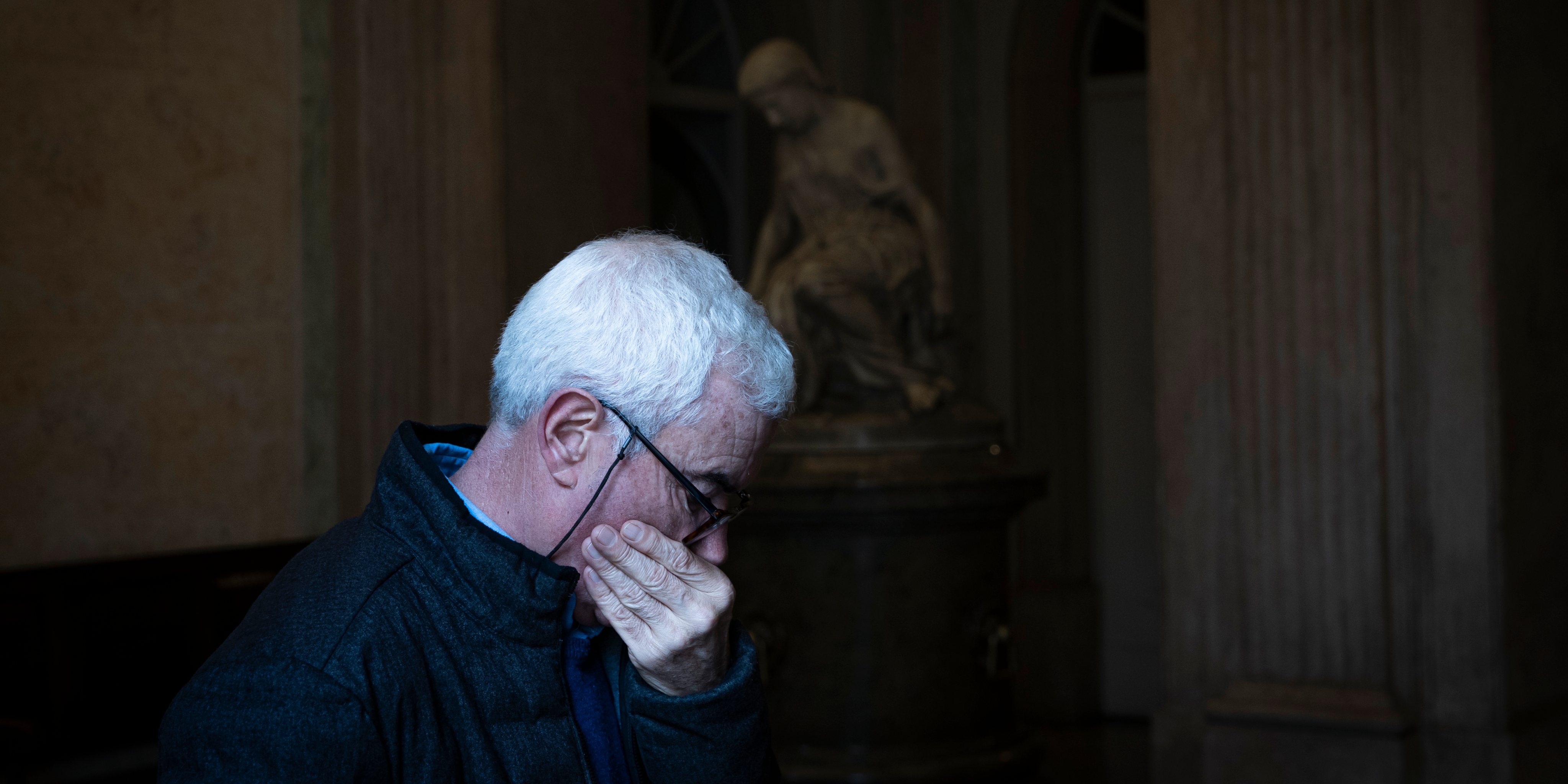 O antigo padre foi acusado de cinco crimes de abuso sexual