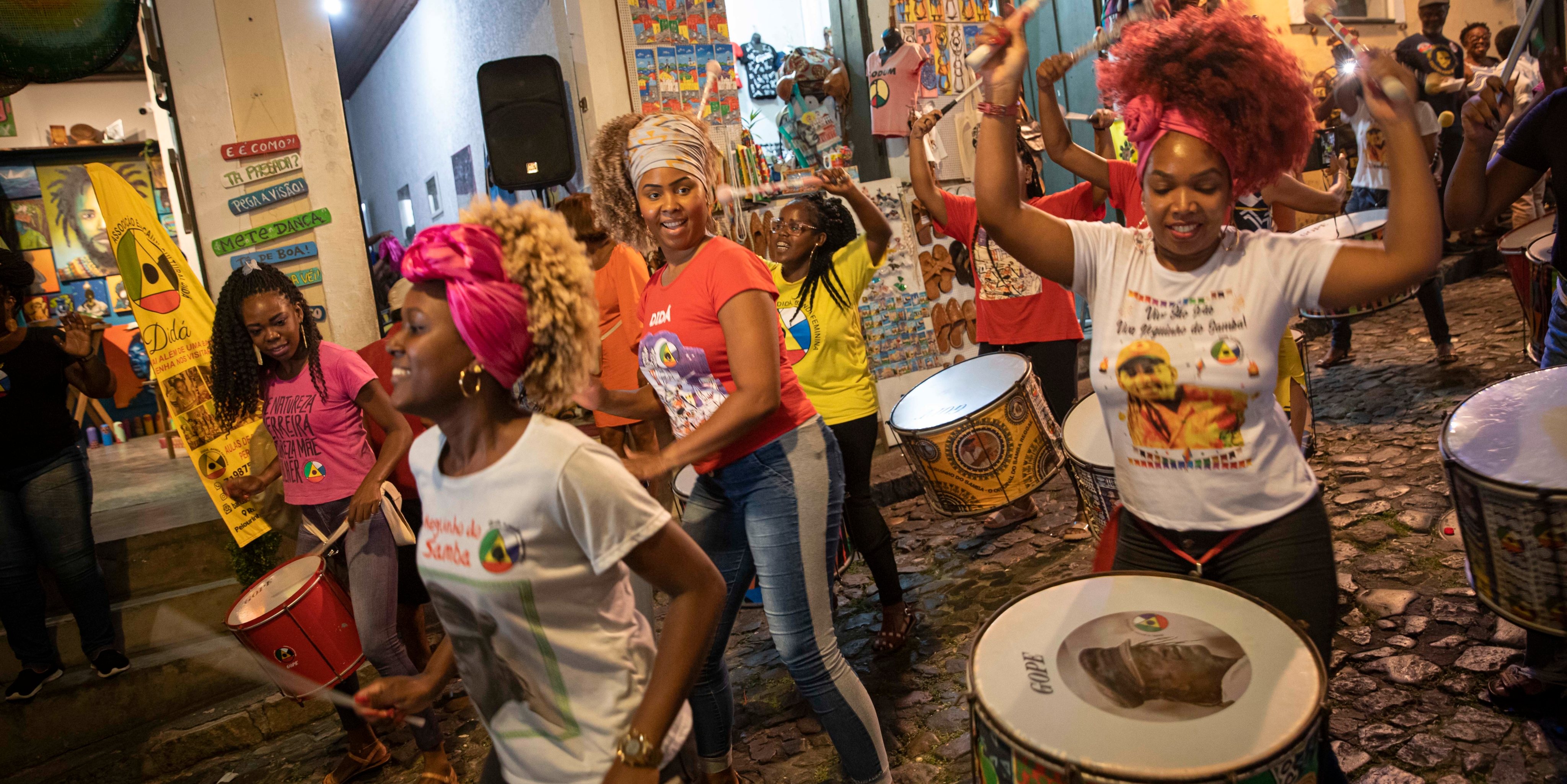 Festa nas ruas de Salvada da Bahia