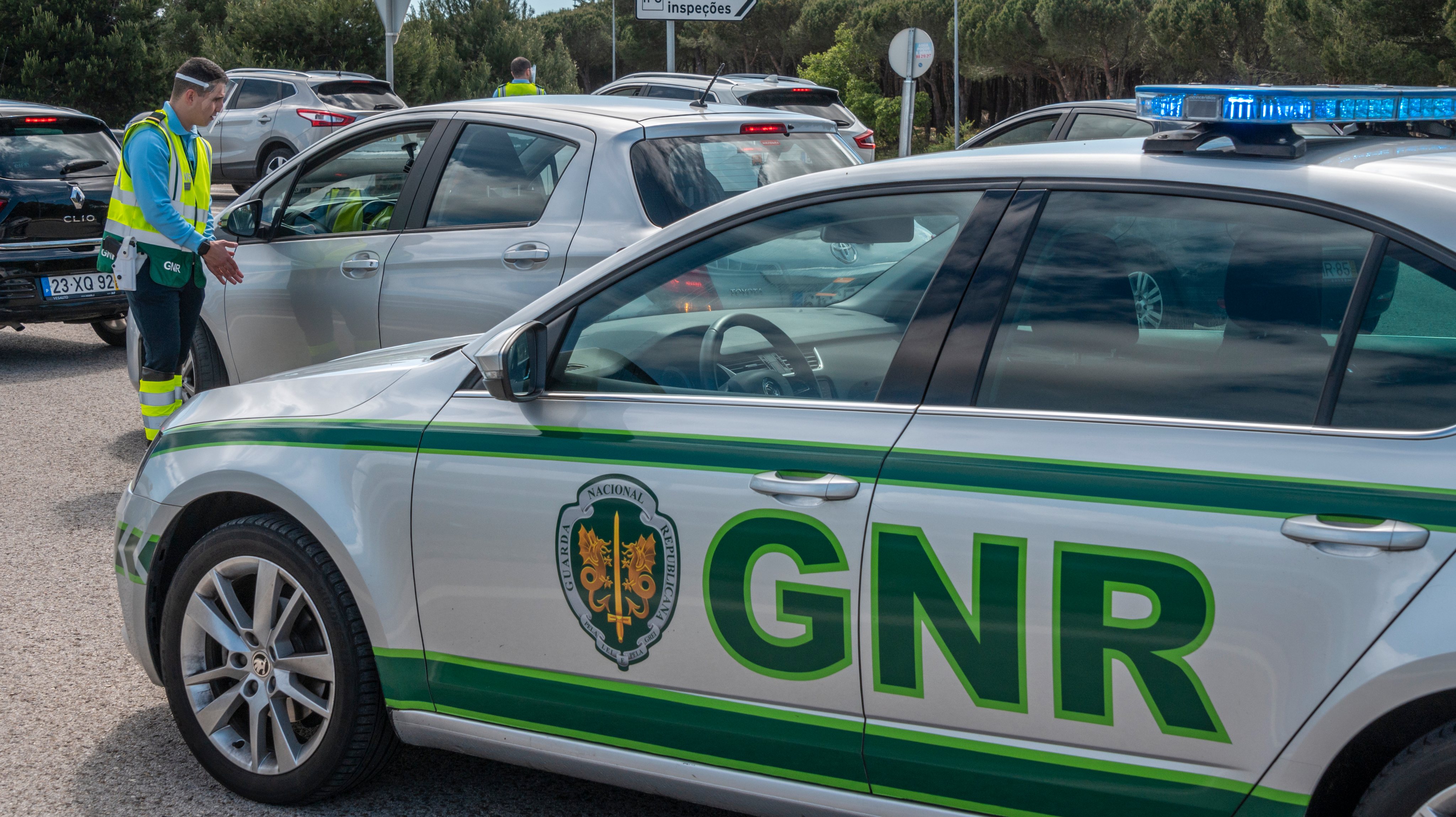 GNR deteve 3 suspeitos de tráfico e apreendeu 1.700 doses de cocaína em Barcelos