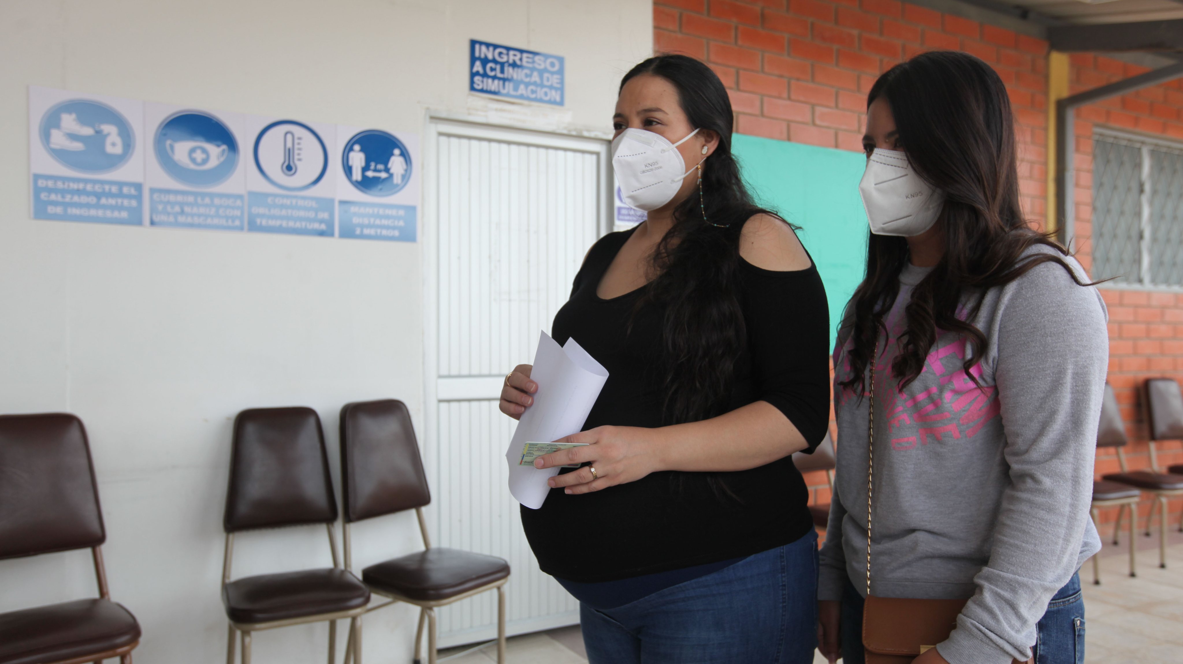 Cuenca Starts Vaccination Against Covid-19 for Pregnant Women