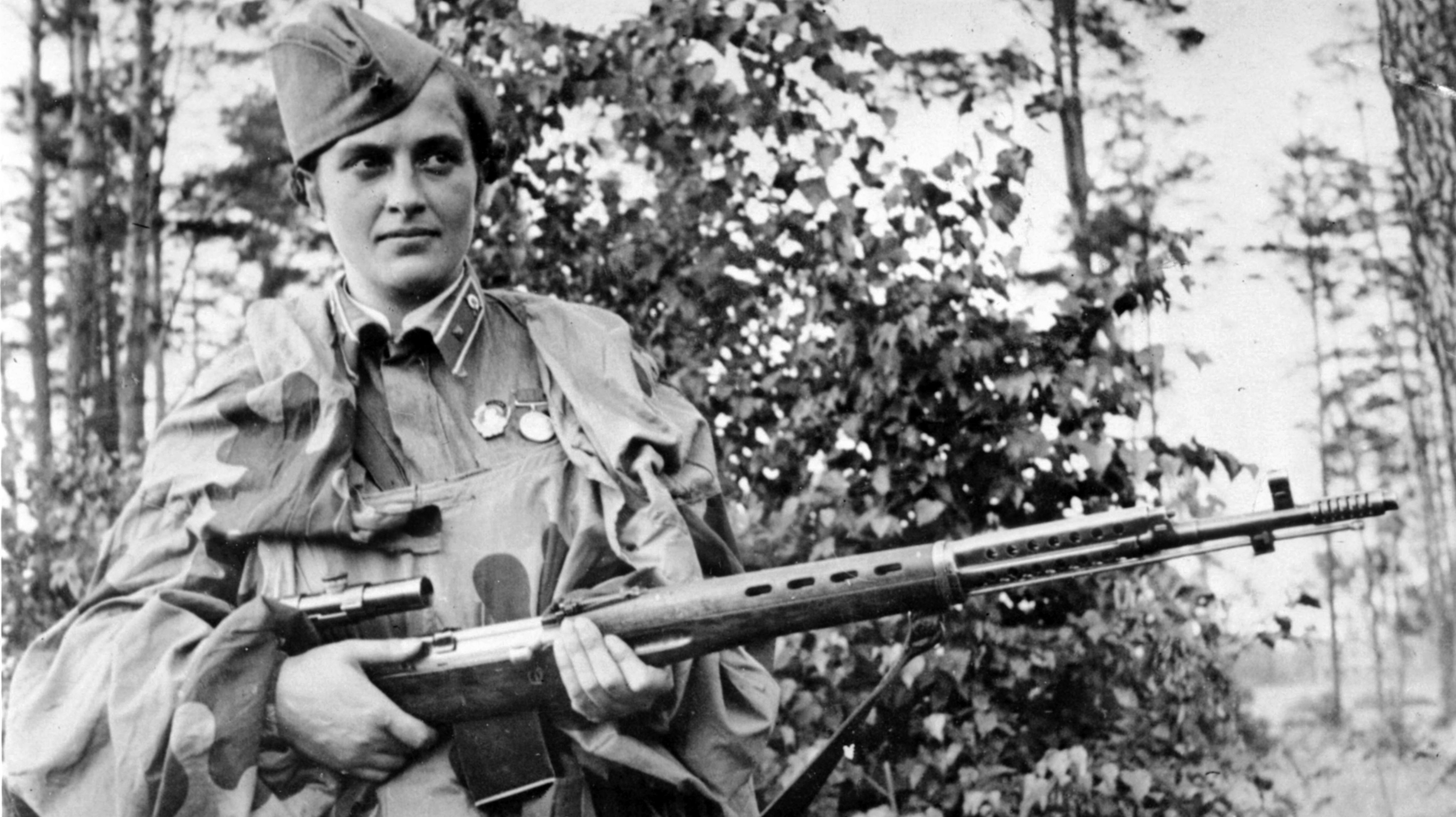 A franco-atiradora ucraniana Lyudmila Pavlichenko