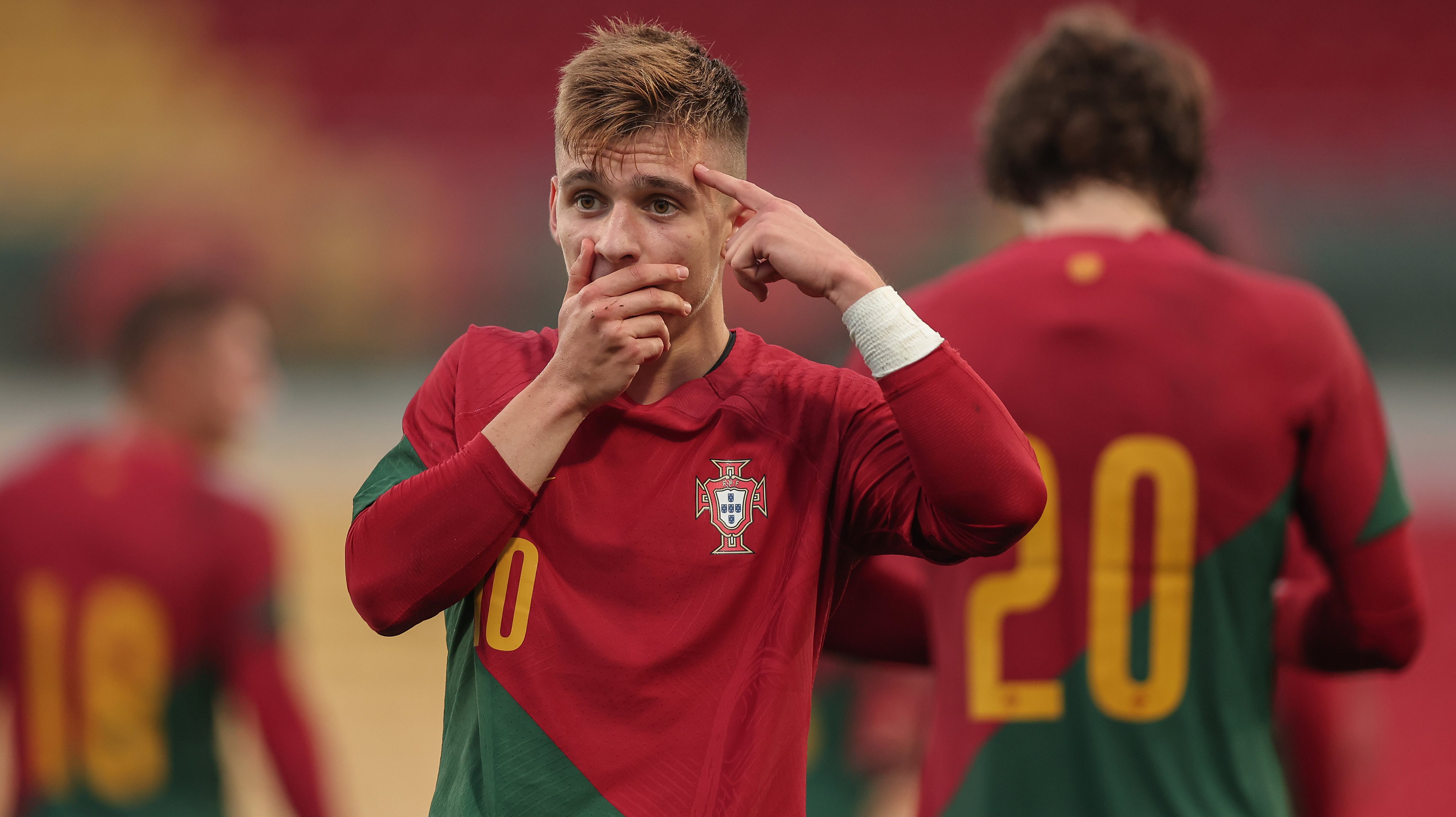 Portugal marcou três golos na primeira parte, o último dos quais de Francisco Conceição. Na segunda parte, a equipa das quinas repetiu a dose