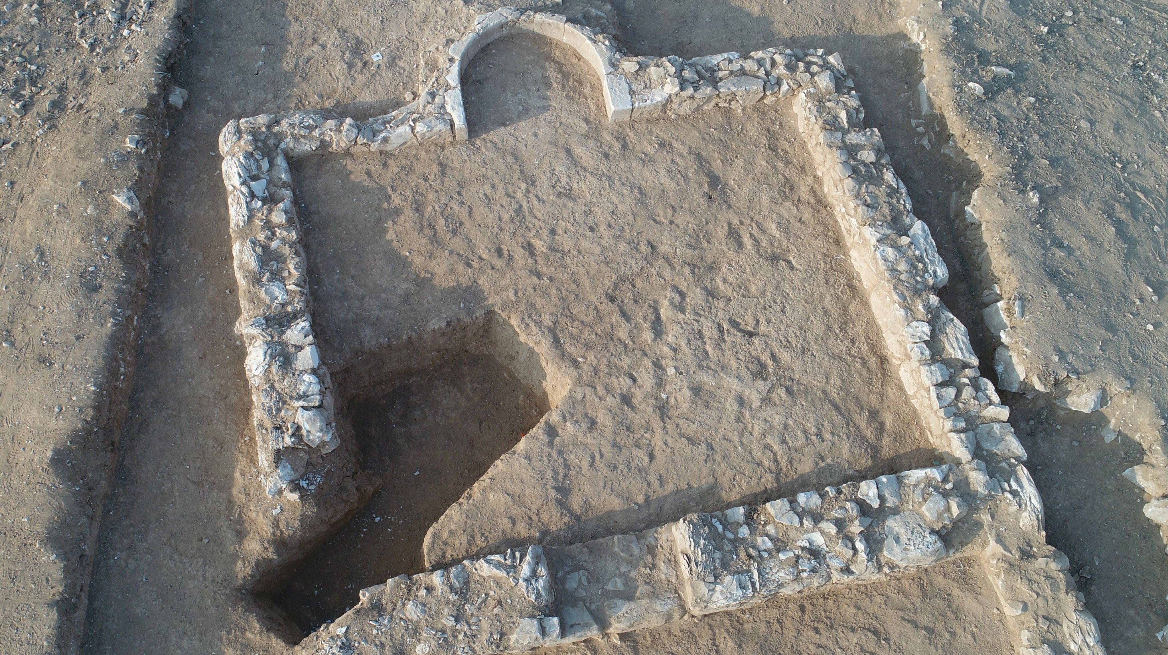 Archaeologists unearth 1,200-year-old Mosque in Israel