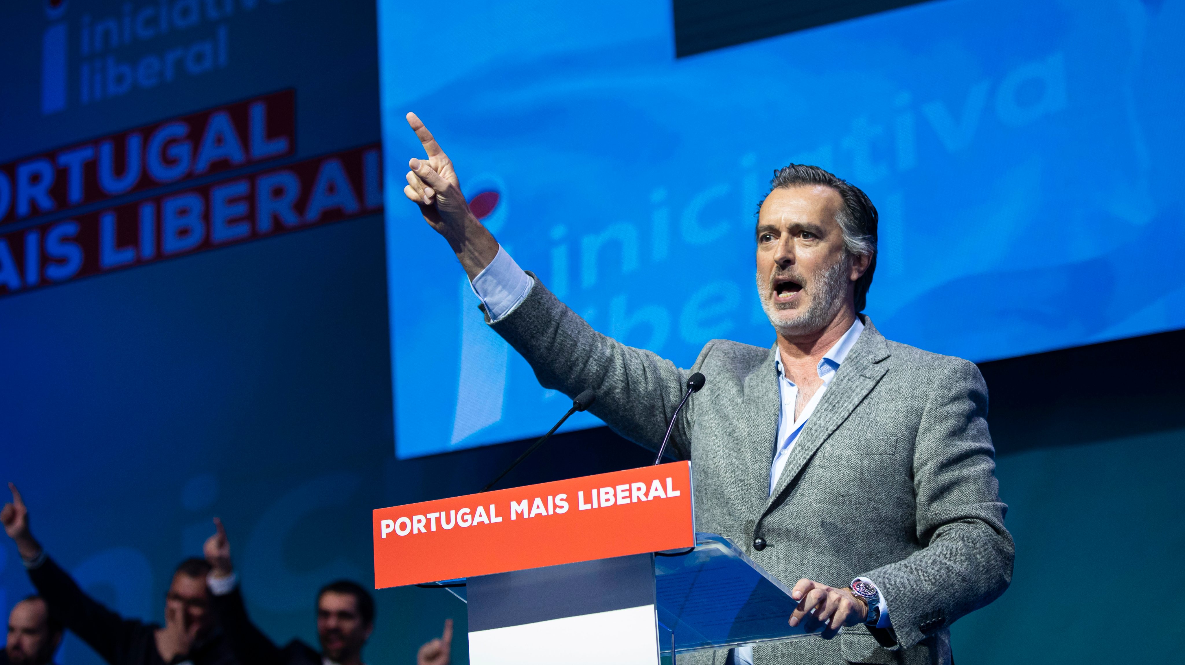 Ex-presidente da Iniciativa Liberal é o cabeça de lista dos liberais para as eleições ao Parlamento Europeu