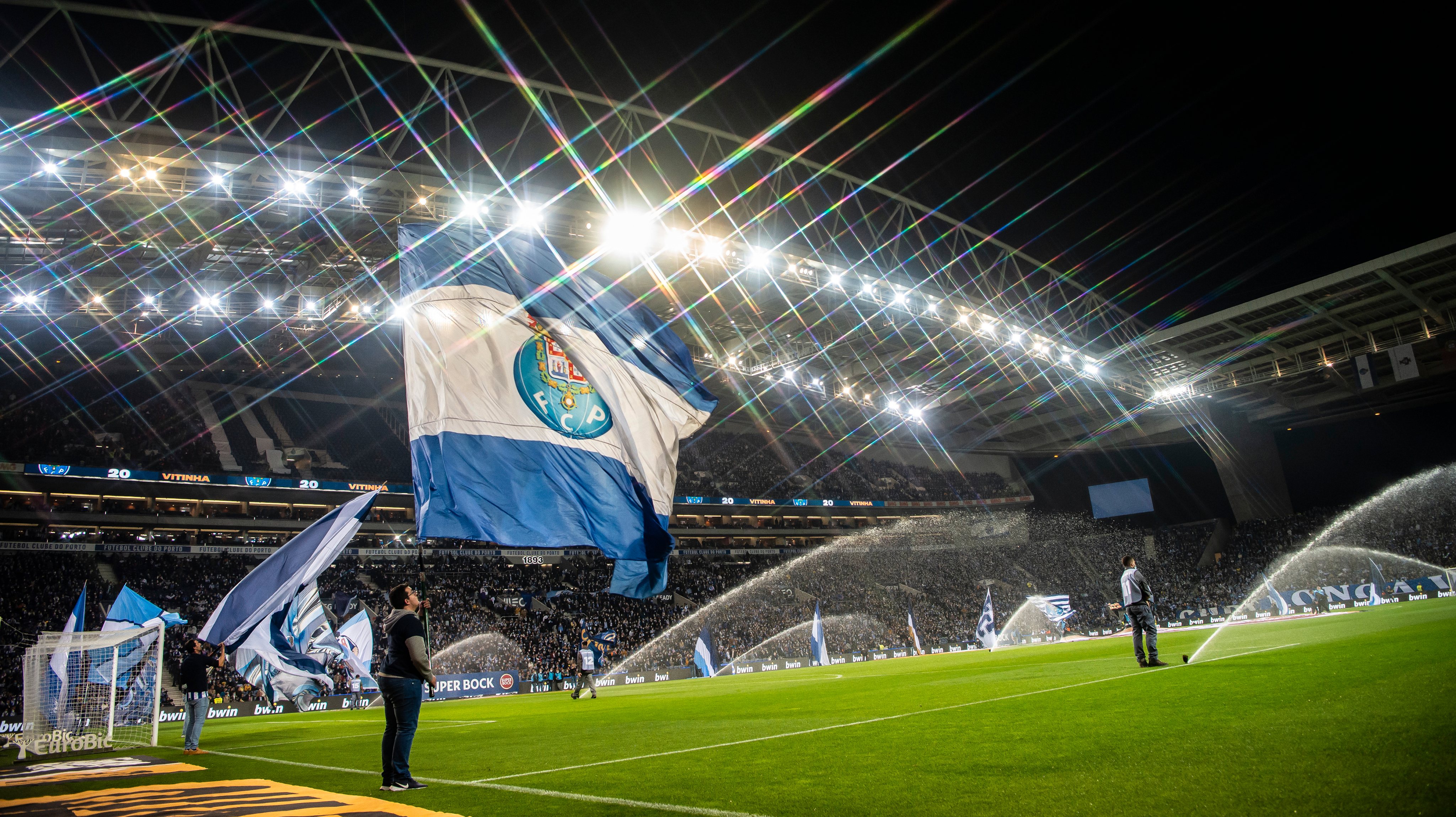 FC Porto anunciou acordo com a Ithaka e falou de uma nova experiência nos encontros no Estádio do Dragão
