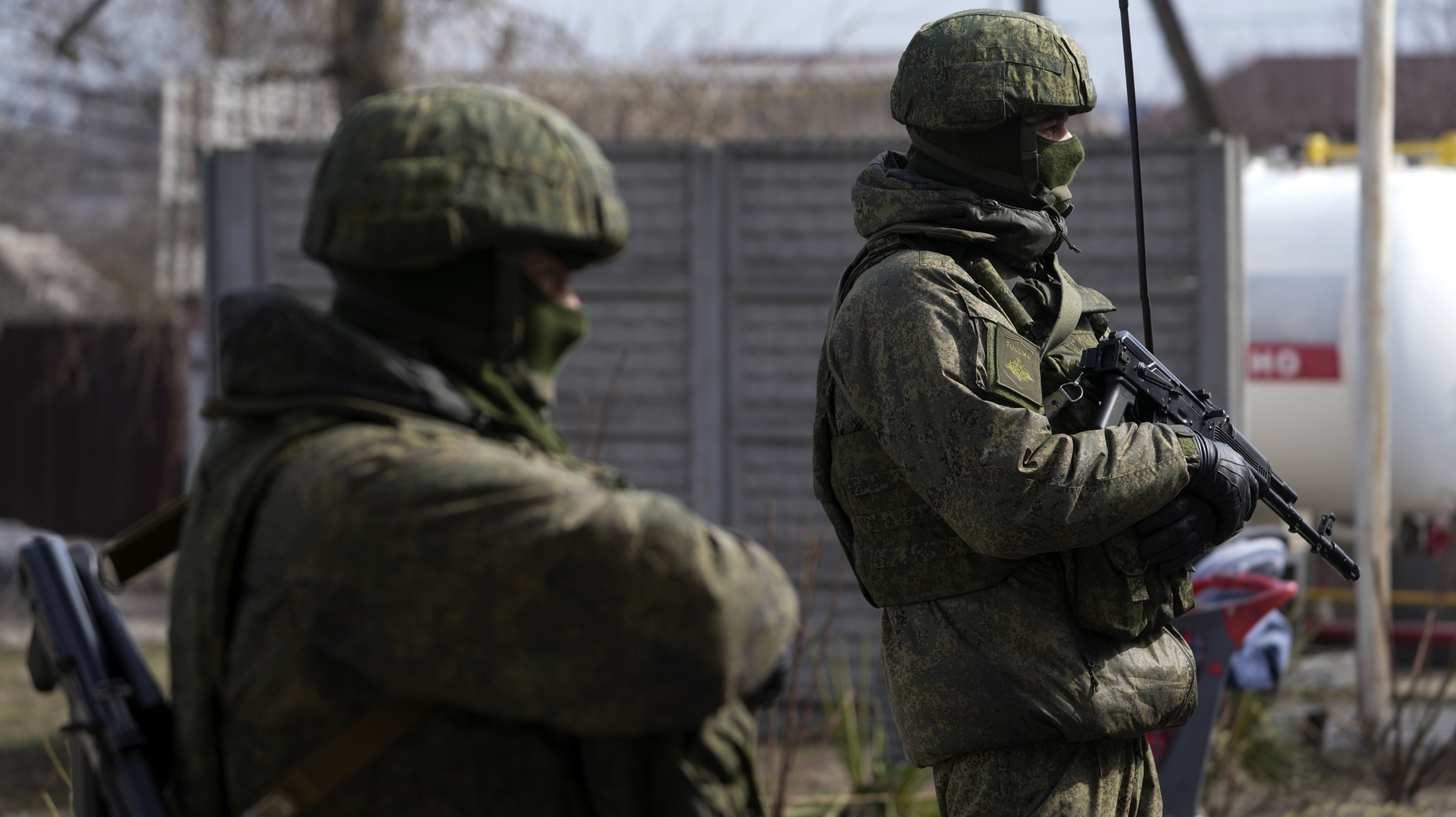 Soldados russos em Mariupol