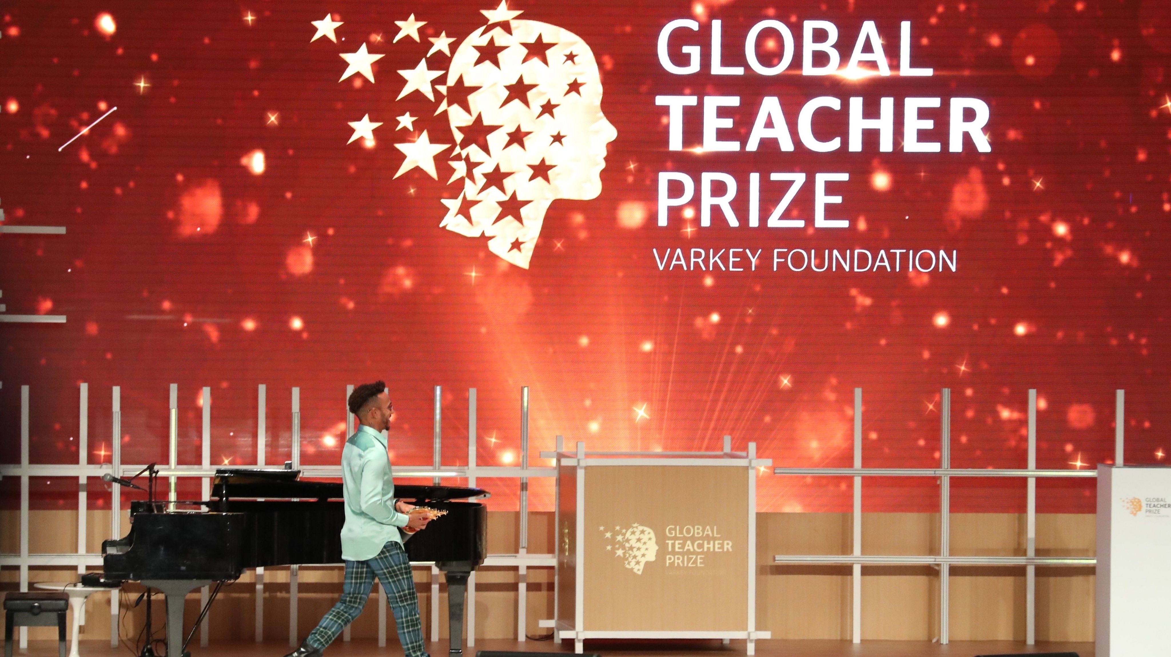 UAE-EDUCATION-AWARD