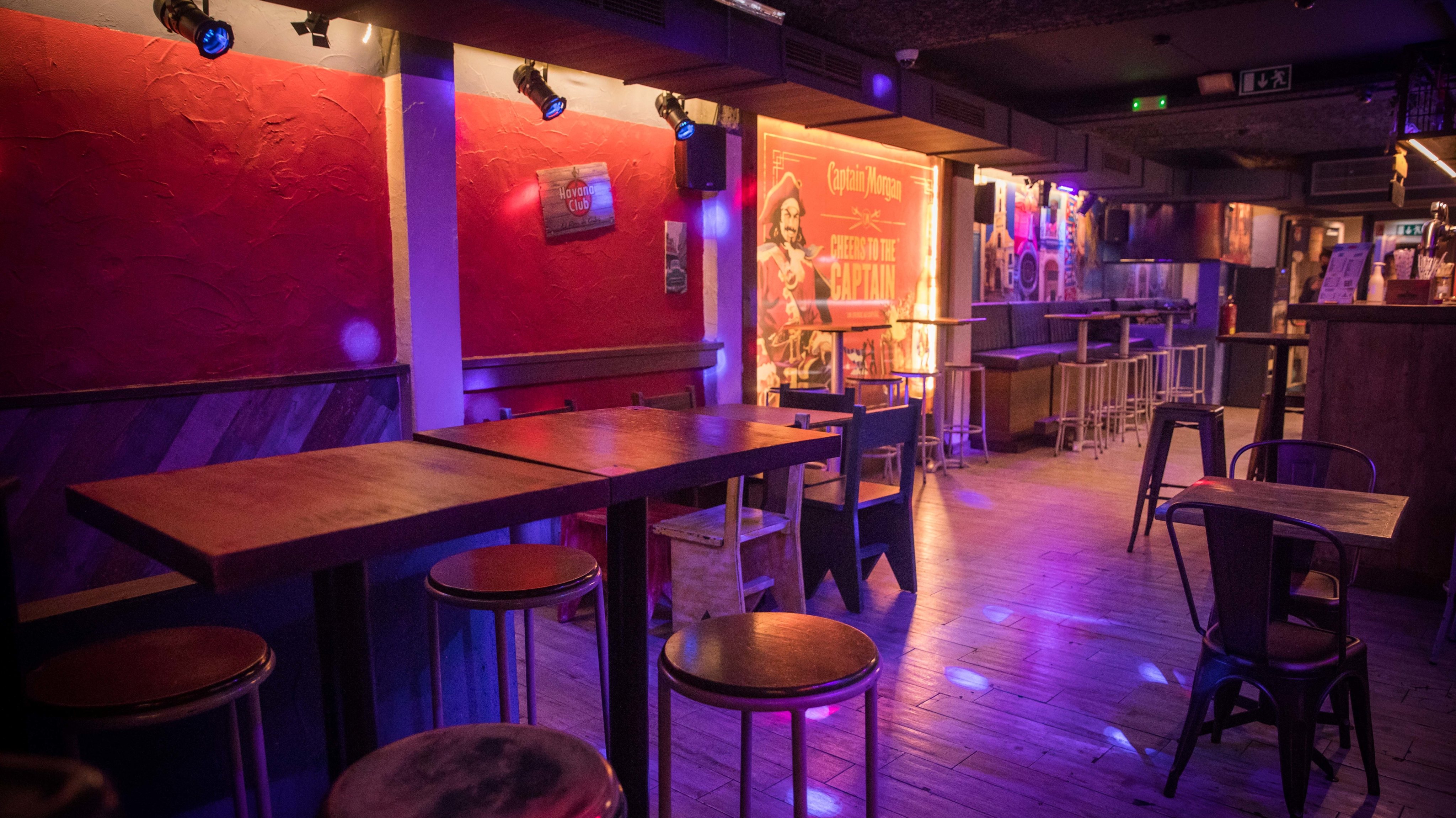 De acordo com a proposta, cada espaço noturno (bar ou discoteca) pode candidatar-se a um montante máximo de 50 mil euros, num total de 600 mil euros