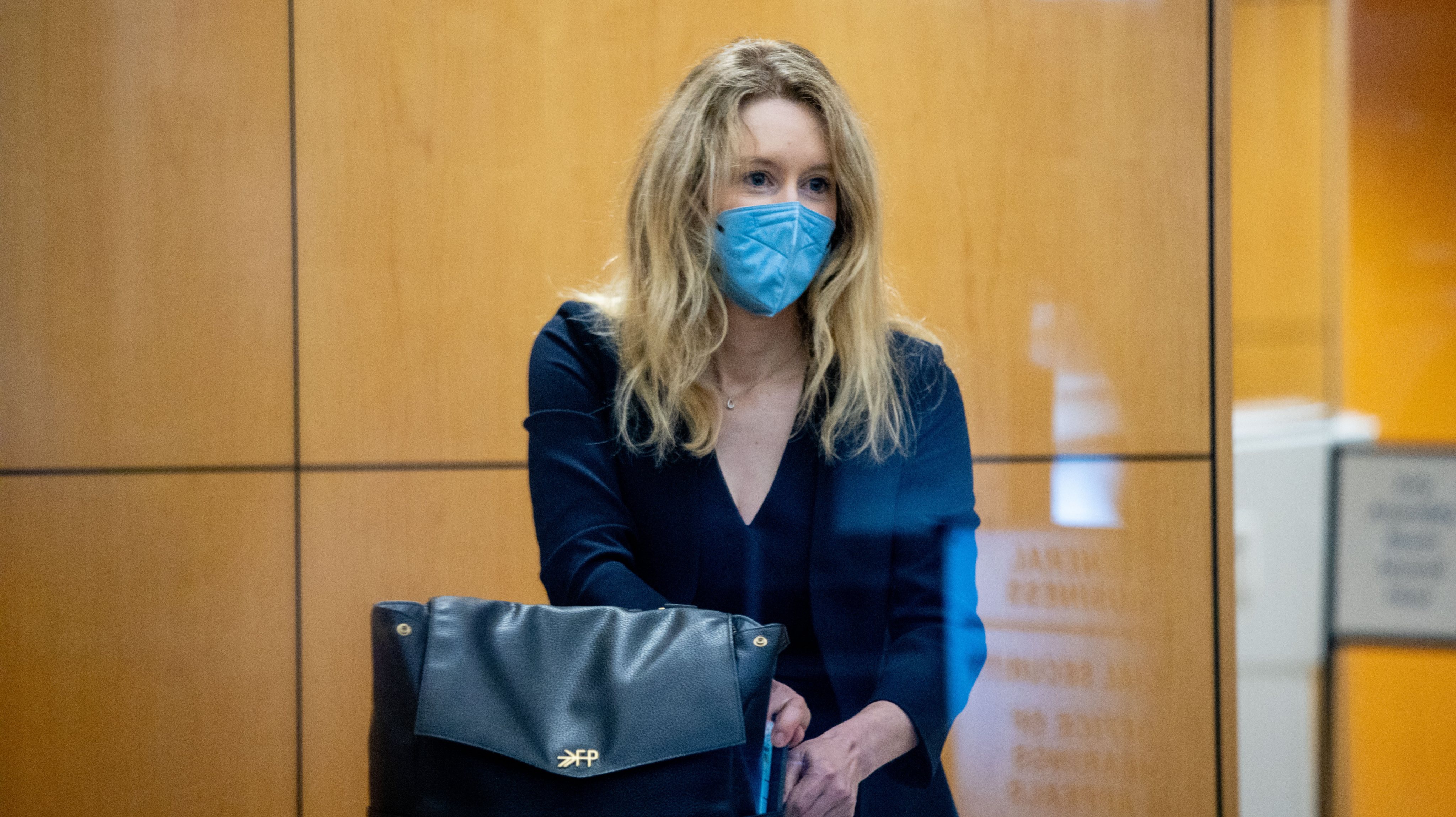 Elizabeth Holmes Theranos Trial Begins With Jury Selection