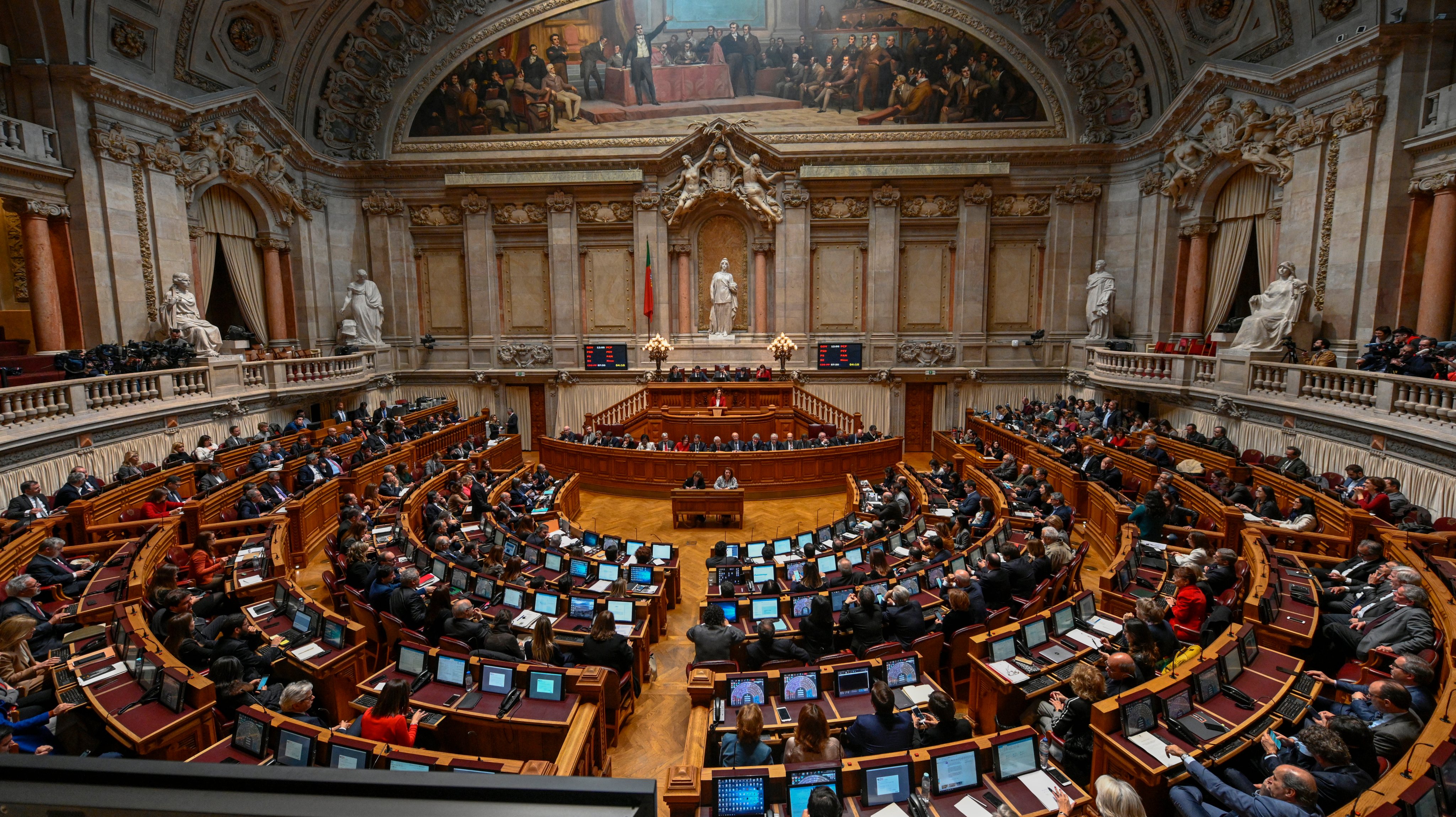 Portuguese Parliament debate a motion of censure presented by members of the right-wing Parliamentary Group CDS-PP to the XXI Constitutional Government