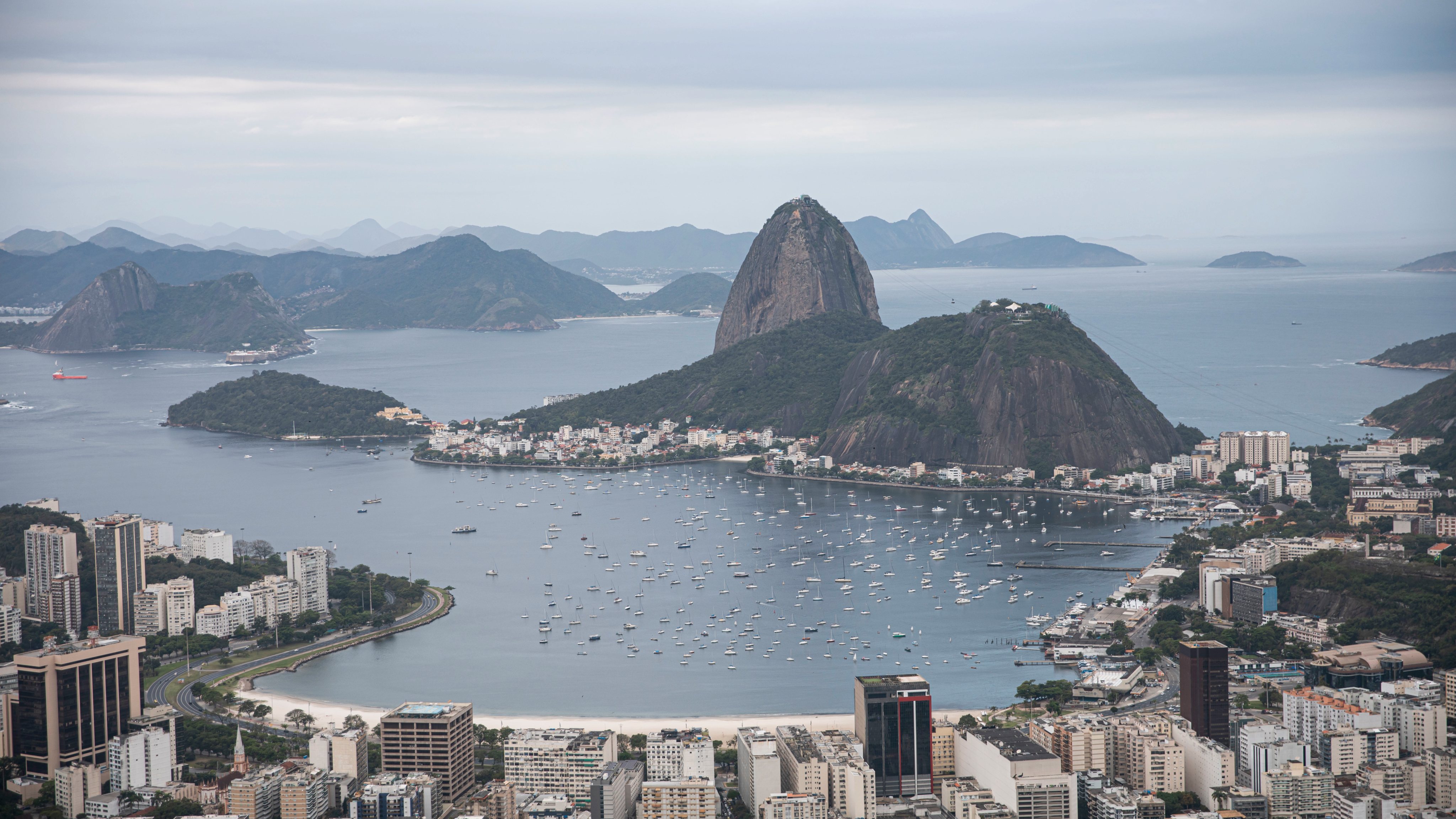 O Observatório revela que, em 2022, entraram no Brasil 562 portugueses