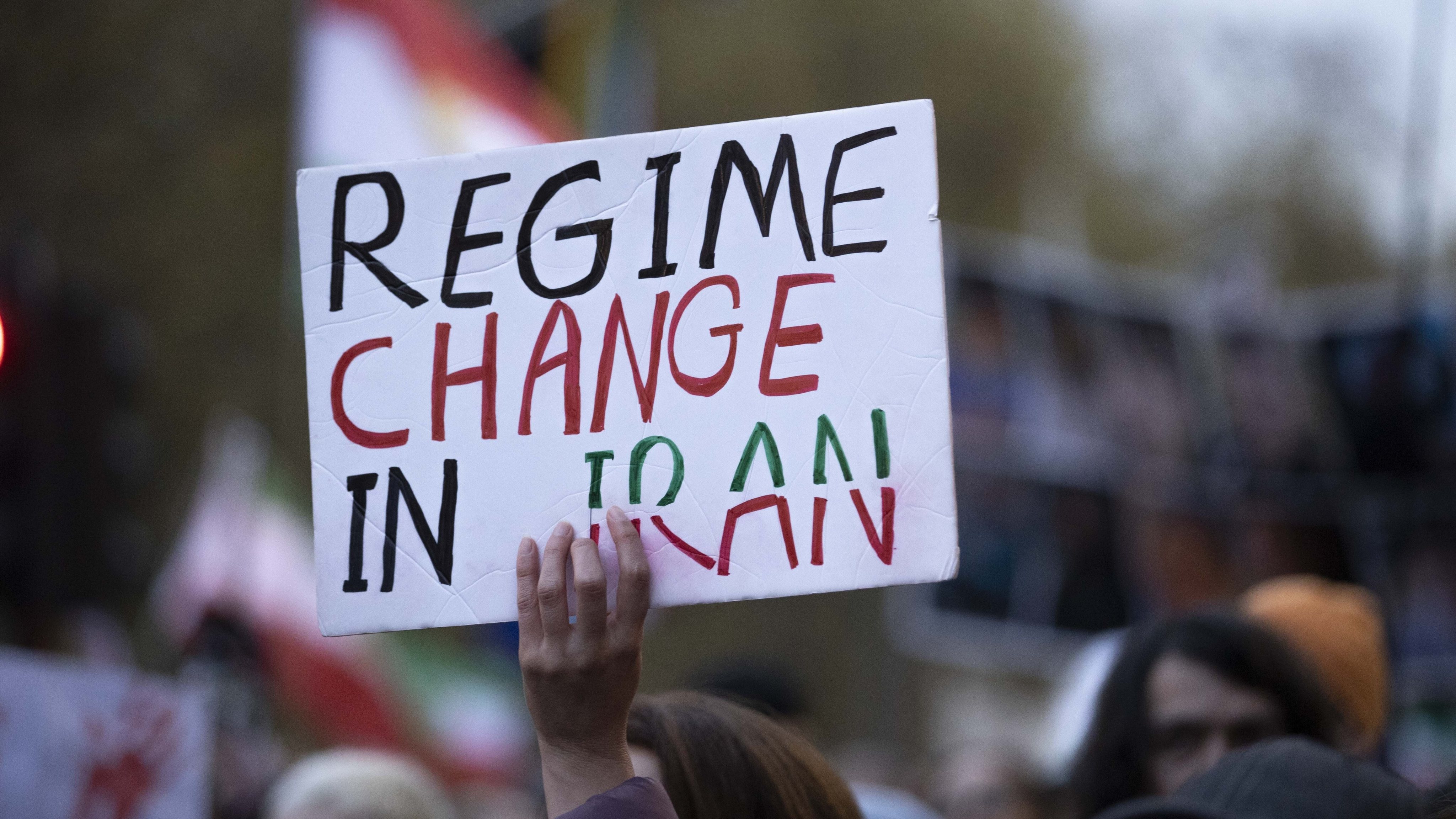 March in London in support of the demonstrations that started in Iran