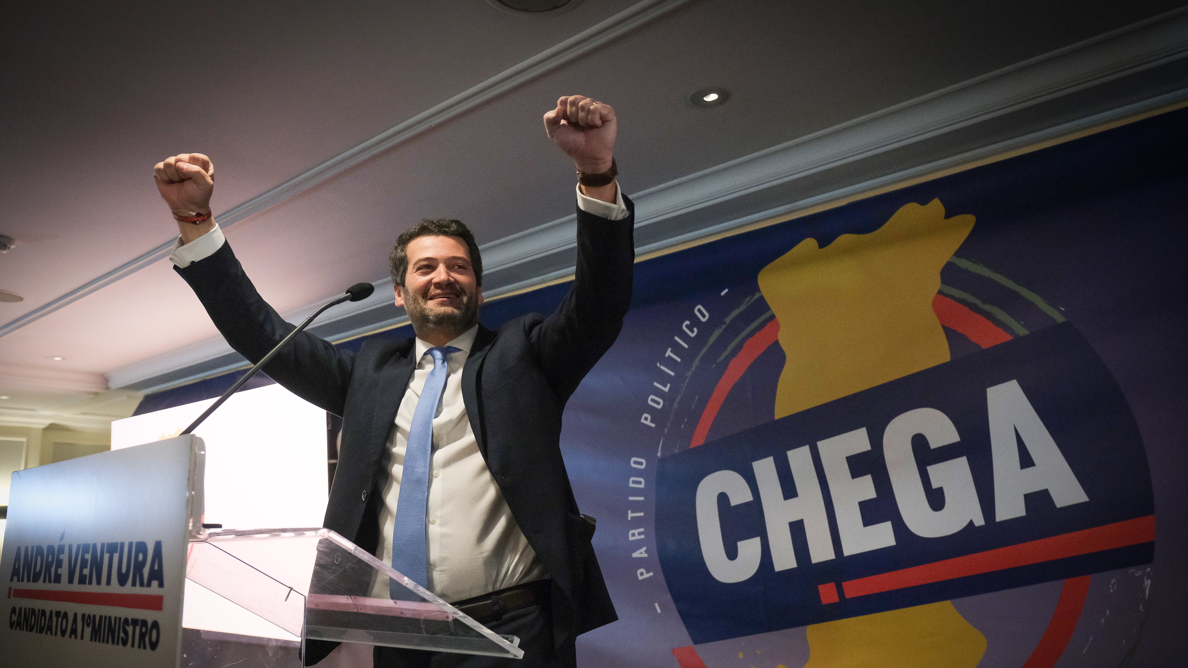 O Chega alcançou 7,15% de votos e 12 deputados 