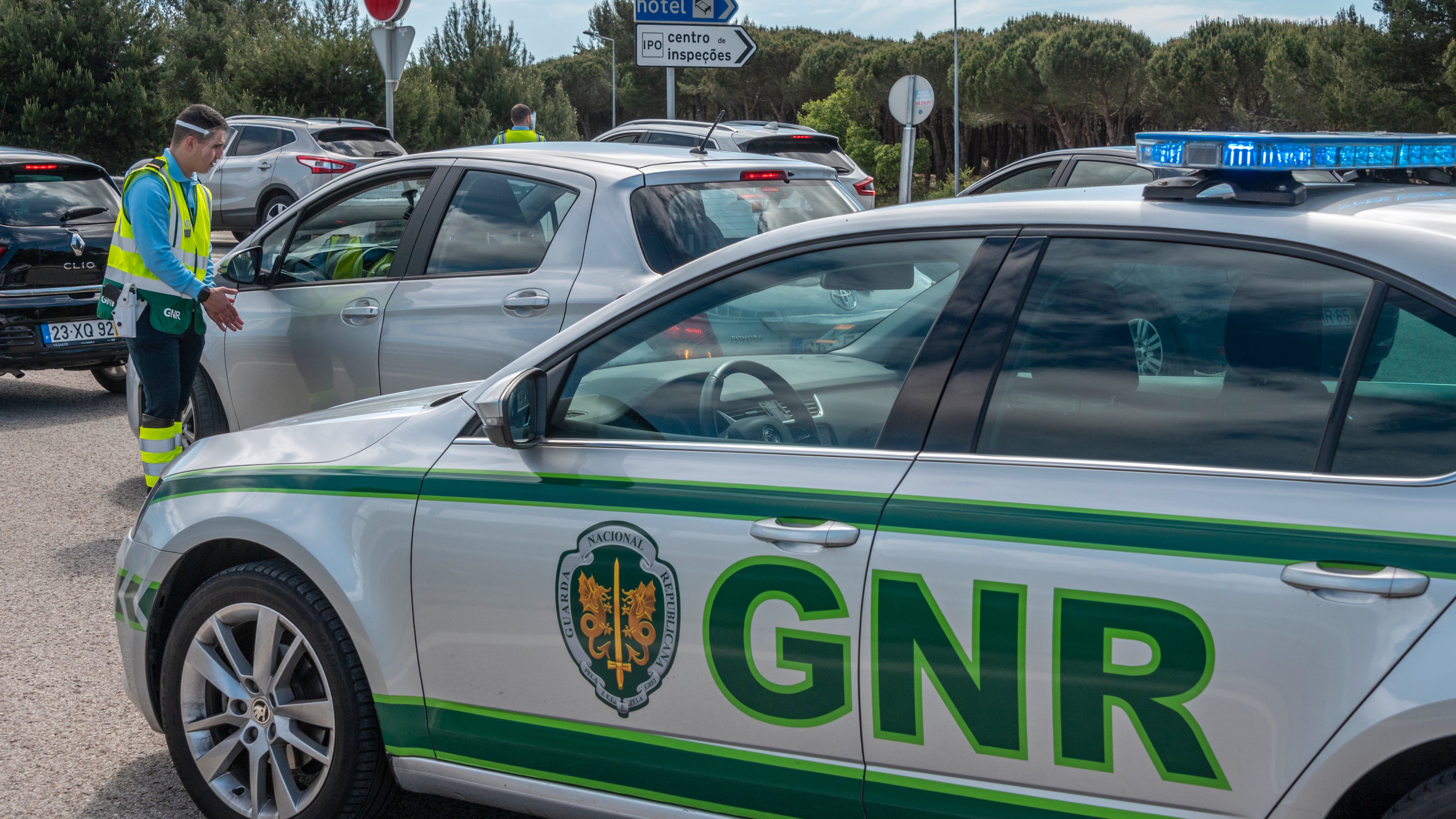 GNR deteve 3 suspeitos de tráfico e apreendeu 1.700 doses de cocaína em Barcelos