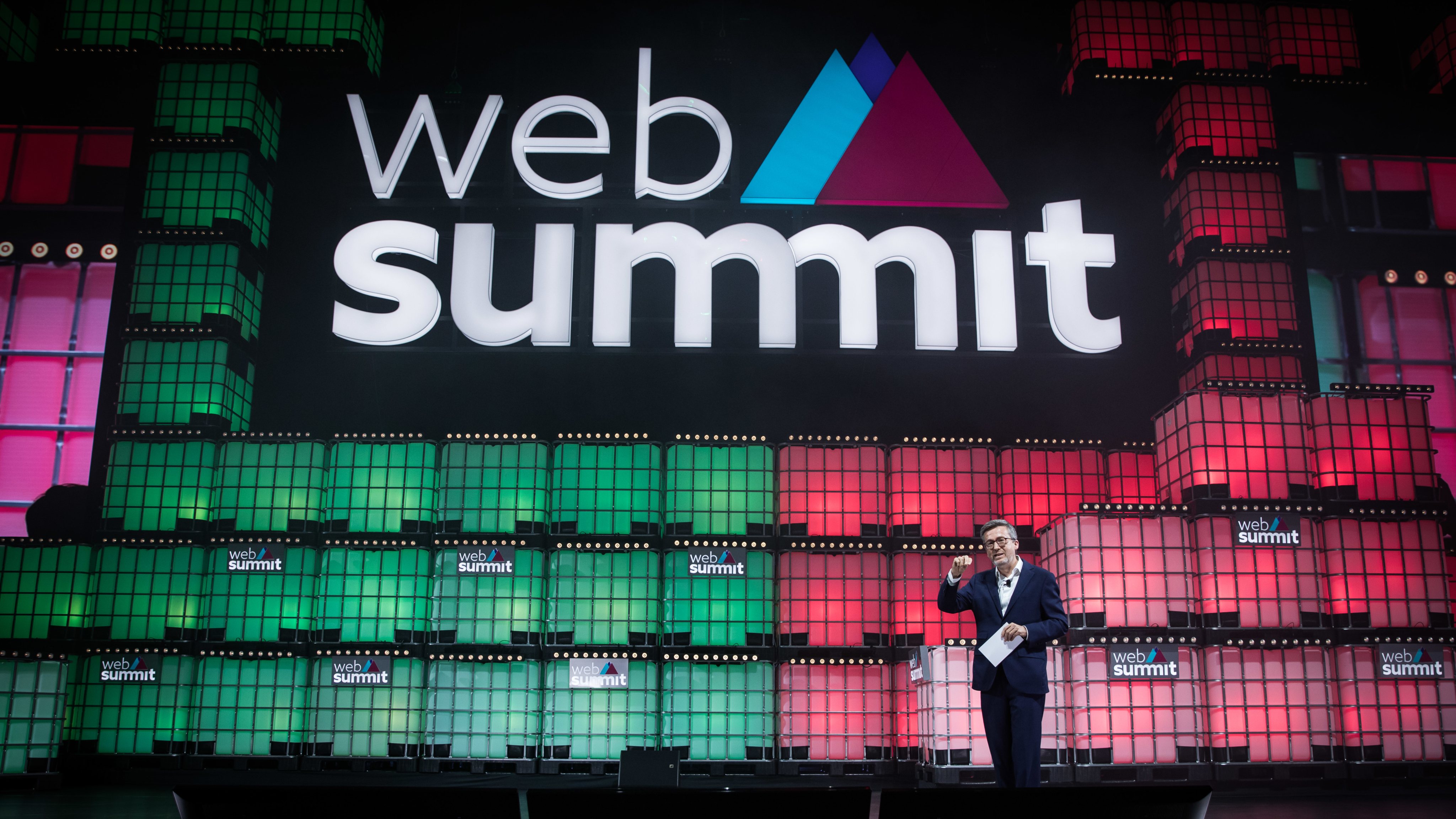 Web Summit: Primeiro dia da Web Summit, no MEO Arena, em Lisboa. Intervenção de Carlos Moedas, presidente da câmara municipal de Lisboa. Lisboa, 1 de novembro de 2021. JOÃO PORFÍRIO/OBSERVADOR