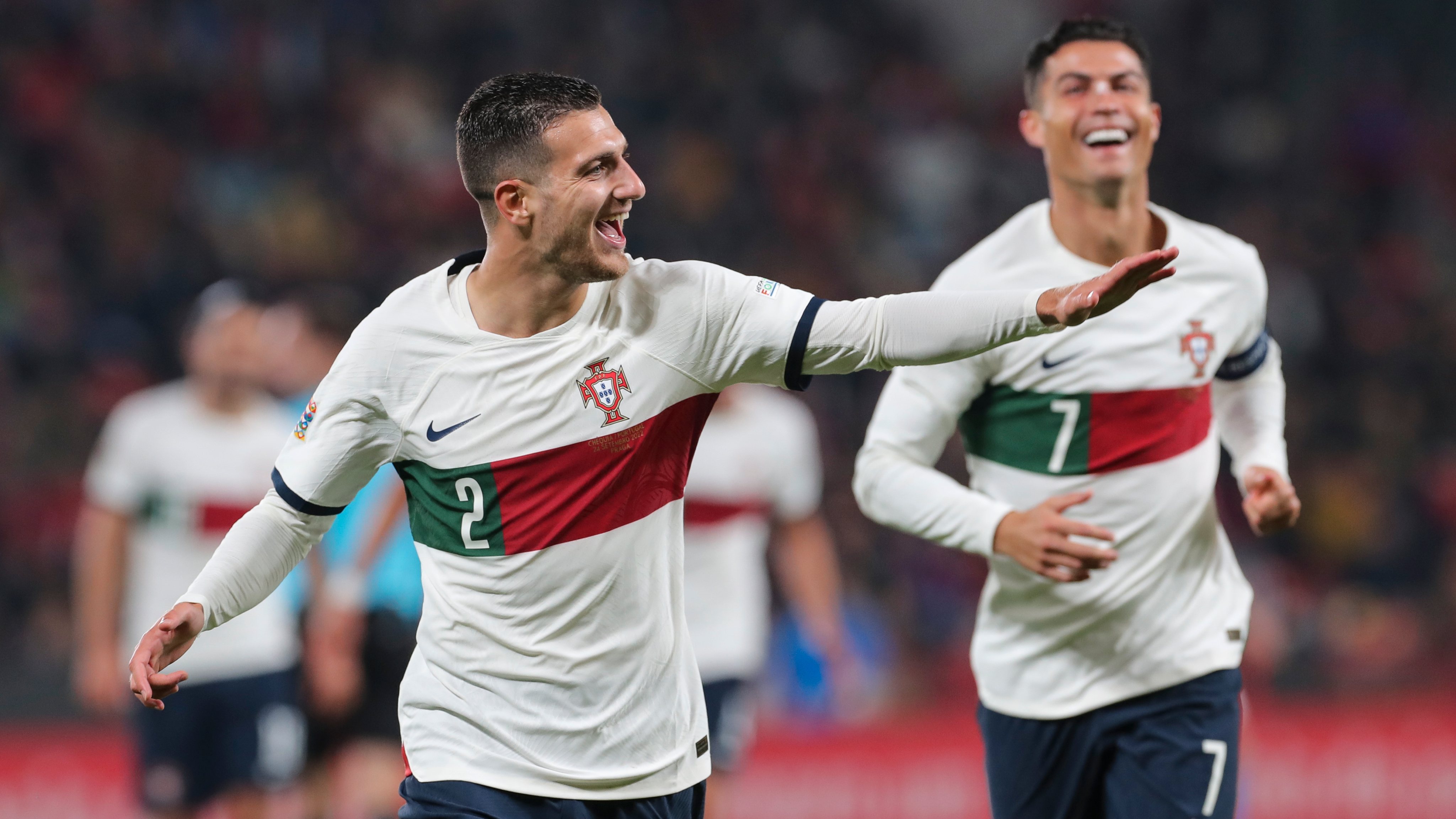O lateral português marcou os dois primeiros golos pela Seleção Nacional