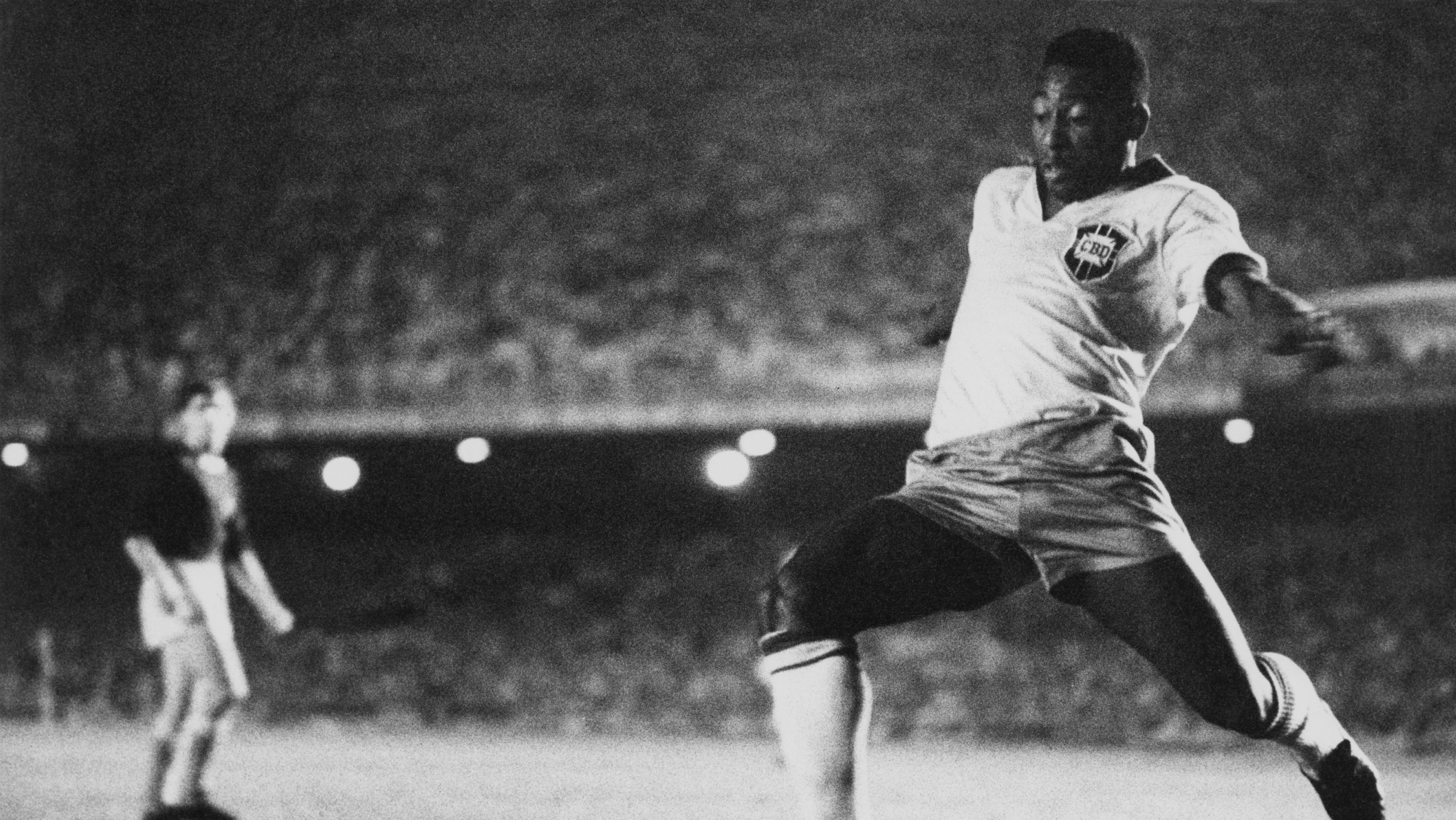 Vídeo: jogadas de Pelé que já foram copiadas por outros craques do