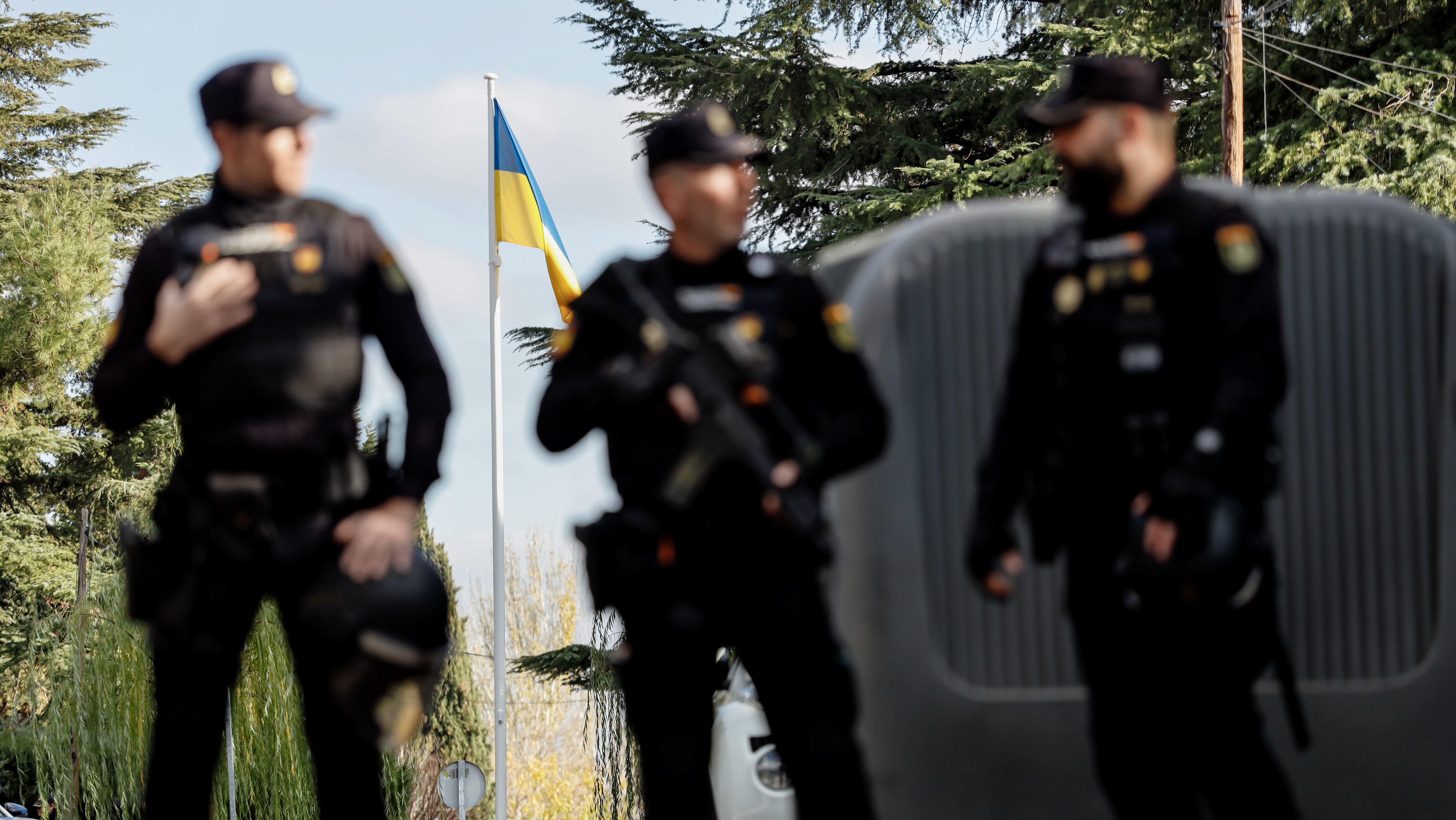 Ukrainian Embassy In Madrid Cordoned Off For Second Time Due To New Suspicious Package