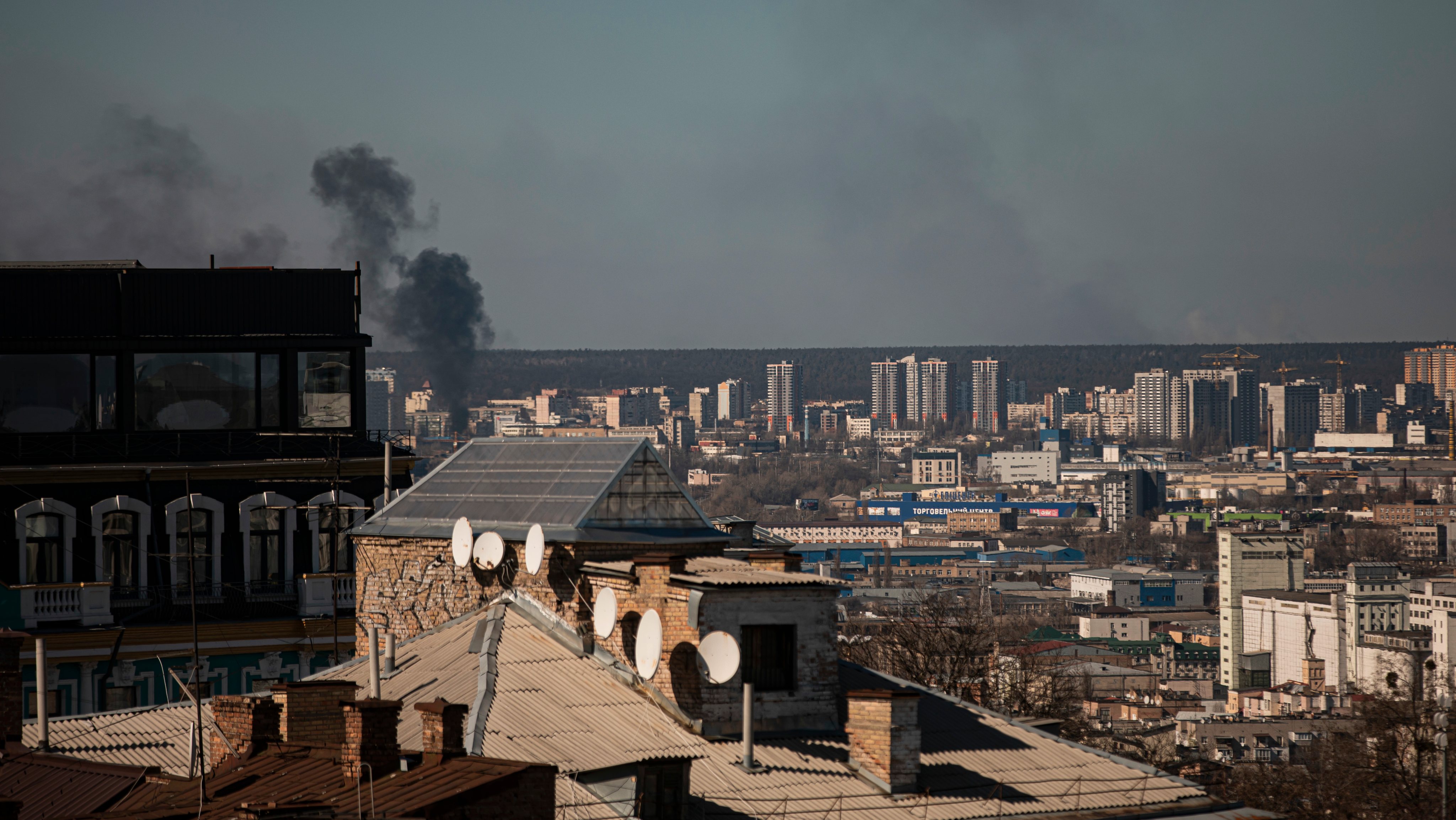 Bombardeamentos perto do cidade da cidade de Kiev. A Rússia, a mando do seu presidente, Vladimir Putin, invadiu a Ucrânia no passado dia 24 de fevereiro de 2022. Kiev, Ucrânia, 21 de março de 2022. JOÃO PORFÍRIO/OBSERVADOR